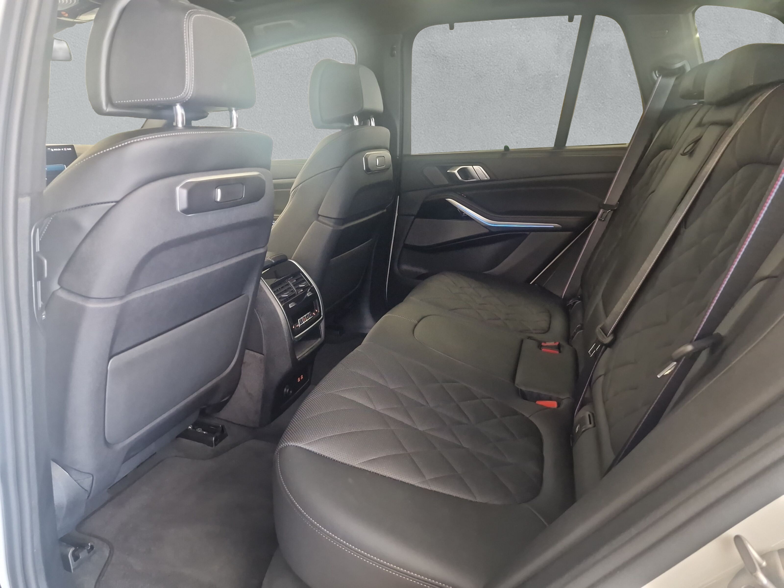 BMW X5 xDrive 50e M Sport Pro Steptronic-image-15
