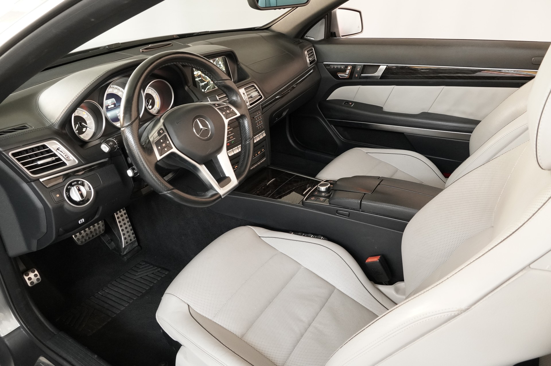 MERCEDES-BENZ E 500 7G-Tronic-image-10