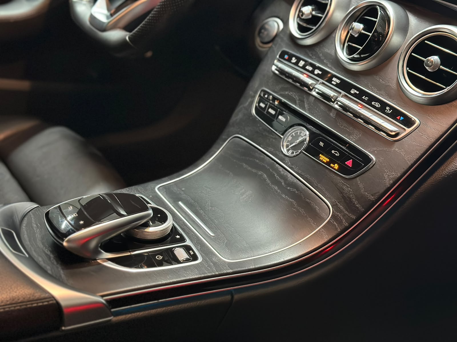 MERCEDES-BENZ C 250 BlueTEC Exclusive 4Matic 7G-Tronic-image-11