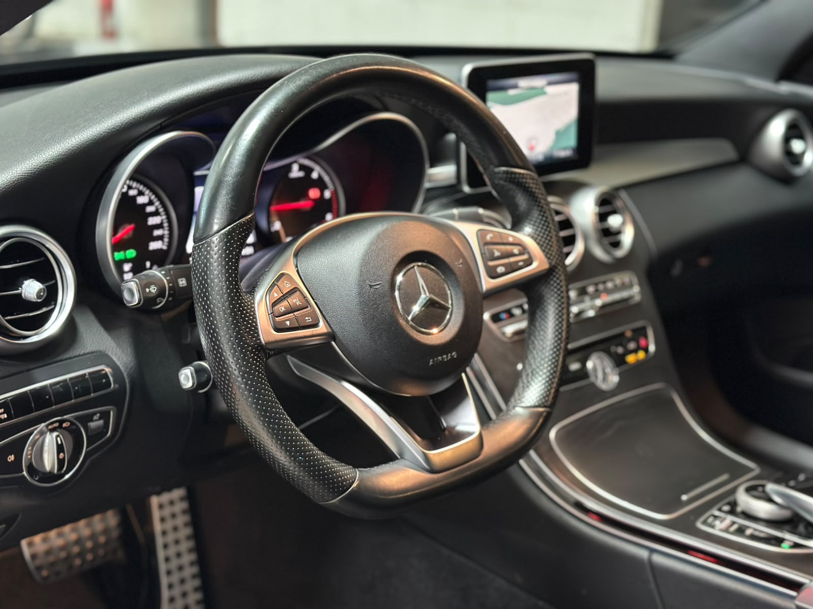 MERCEDES-BENZ C 250 BlueTEC Exclusive 4Matic 7G-Tronic-image-15