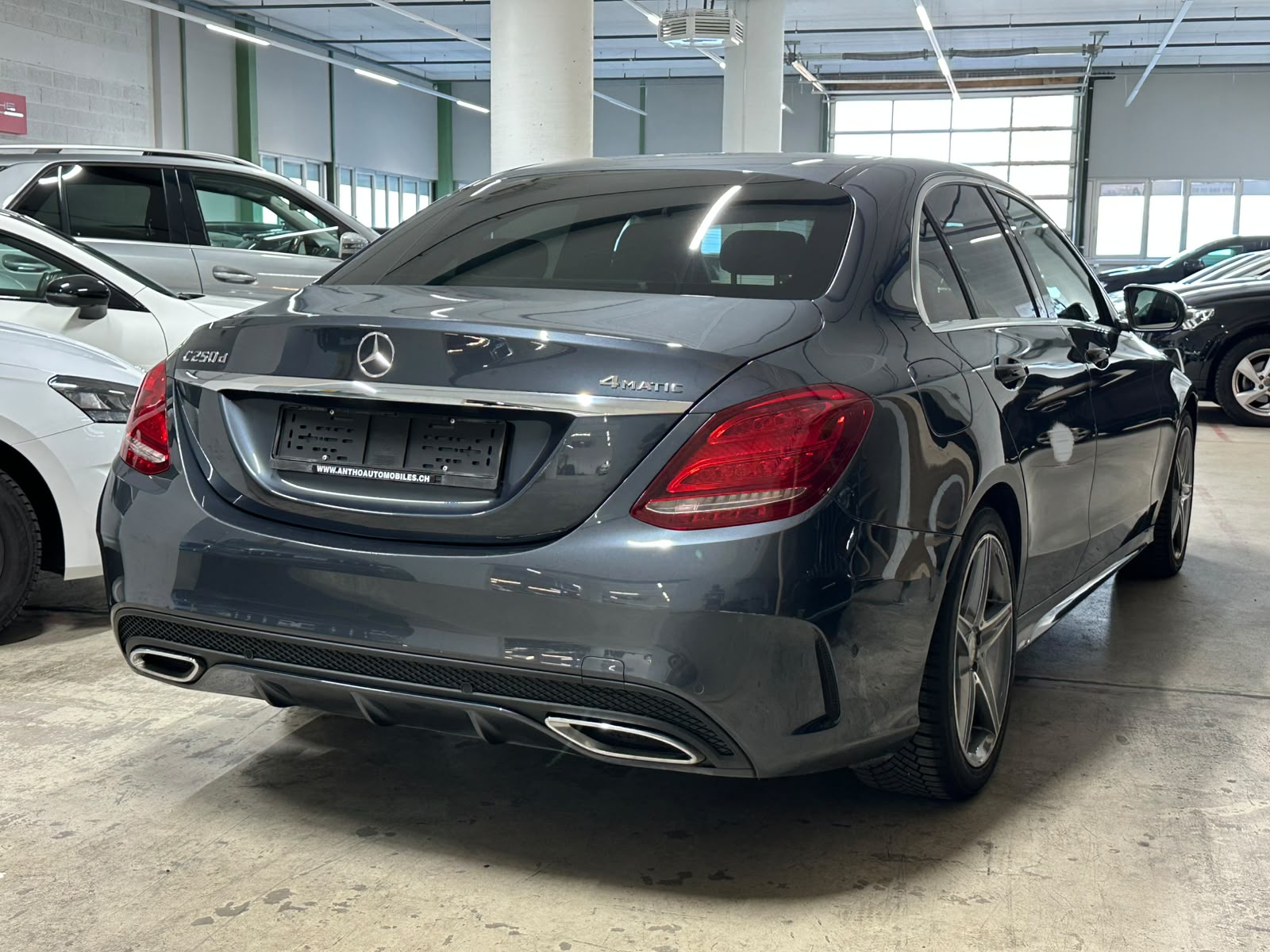 MERCEDES-BENZ C 250 BlueTEC Exclusive 4Matic 7G-Tronic-image-4