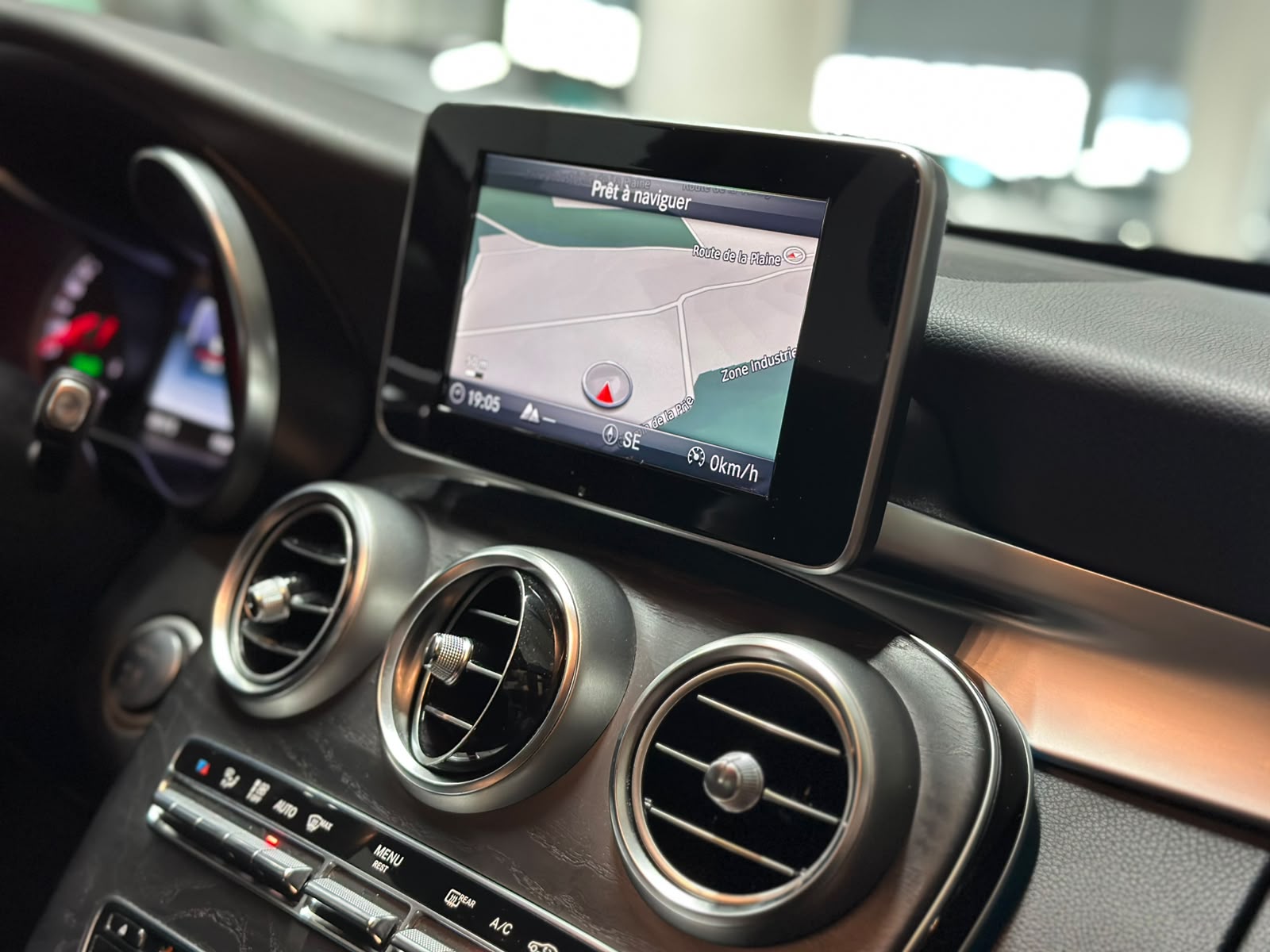MERCEDES-BENZ C 250 BlueTEC Exclusive 4Matic 7G-Tronic-image-14