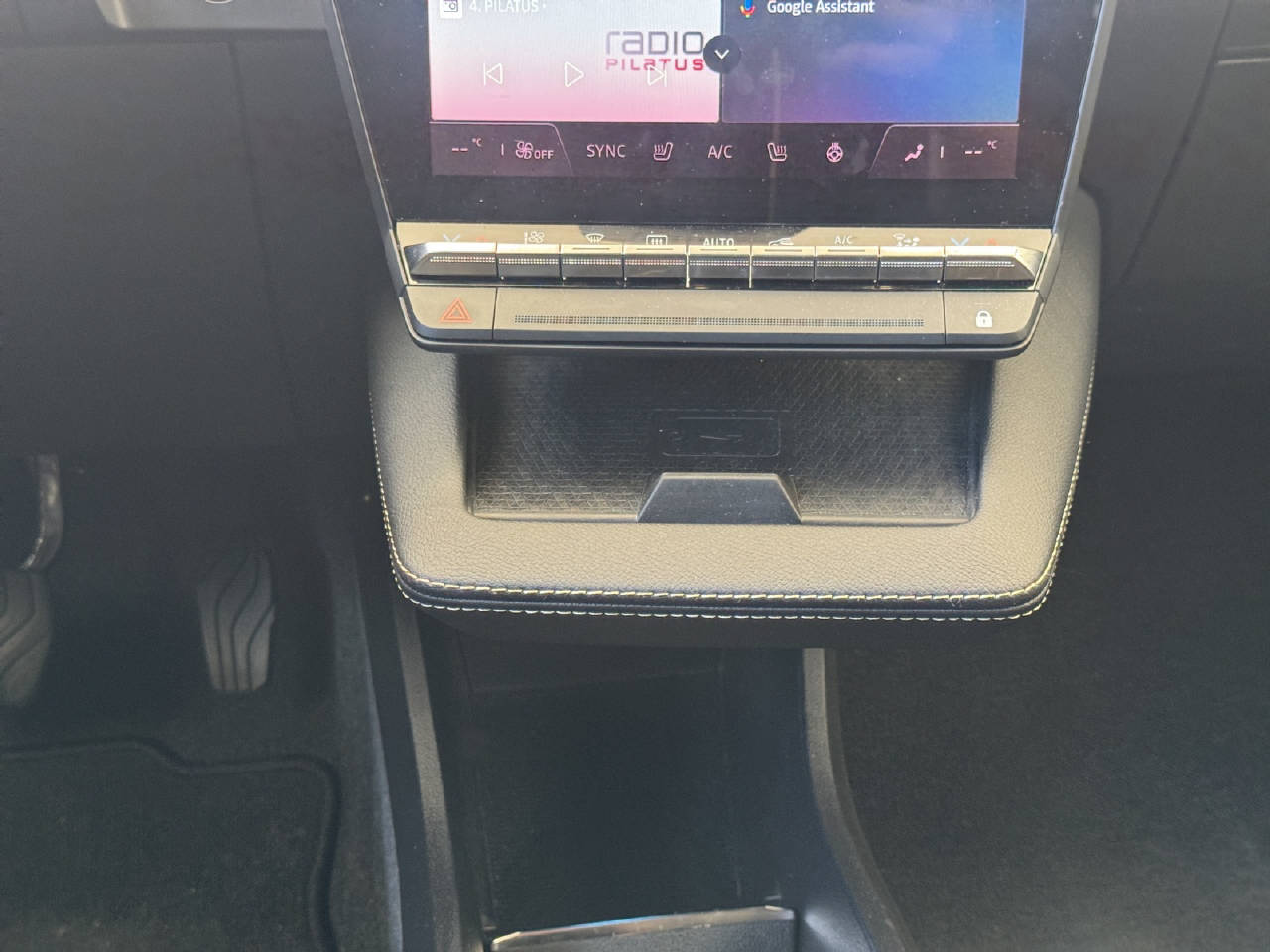 RENAULT Mégane E-Tech Mégane E-Tech iconic-image-12