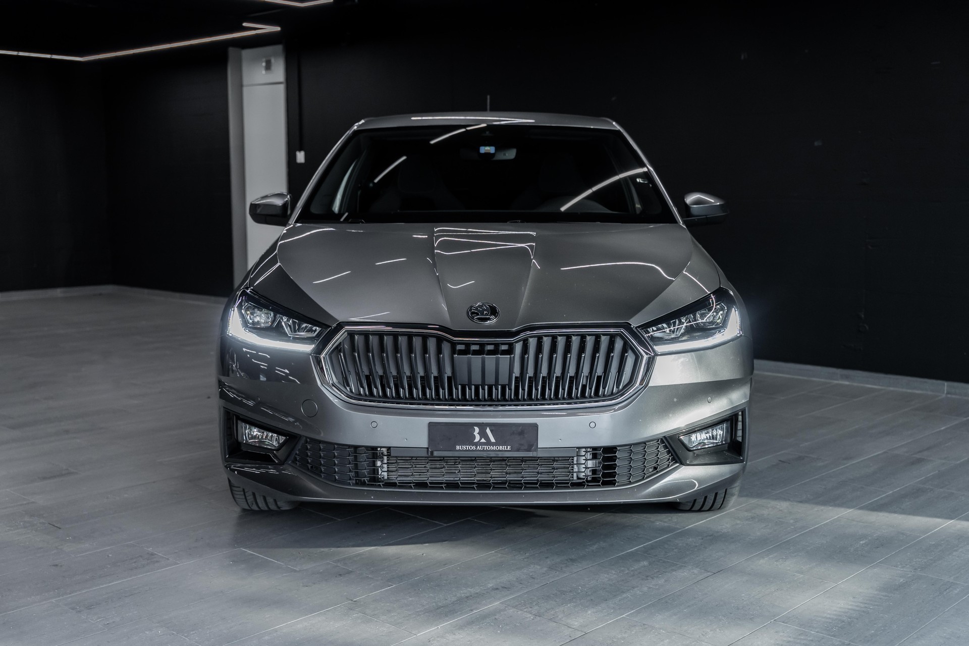 SKODA Fabia 1.0 TSI Dynamic DSG / Werksgarantie / Gratis Service uvm..-image-2