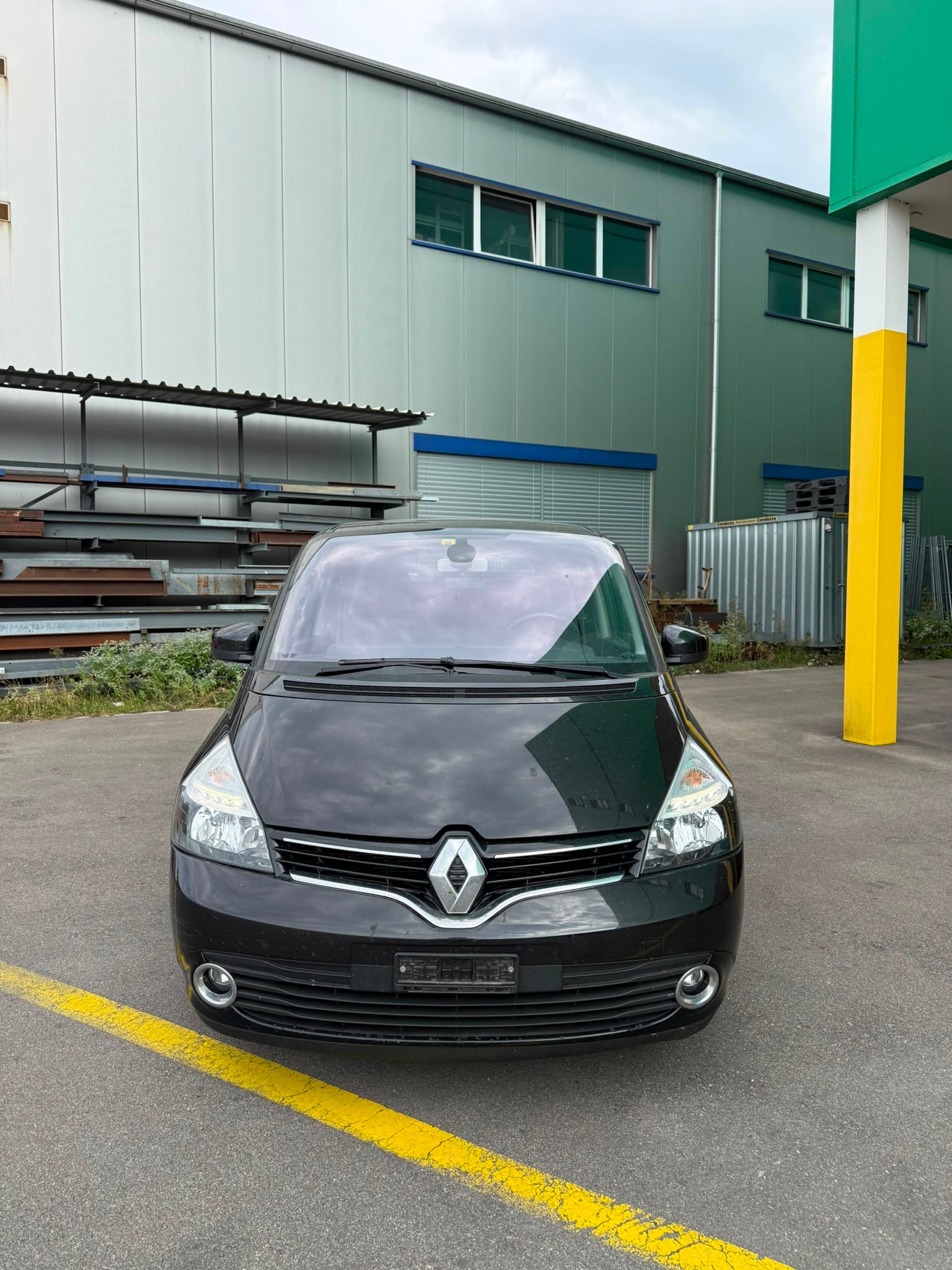 RENAULT Grand Espace 2.0 dCi Swiss Edition Automatic-image-1