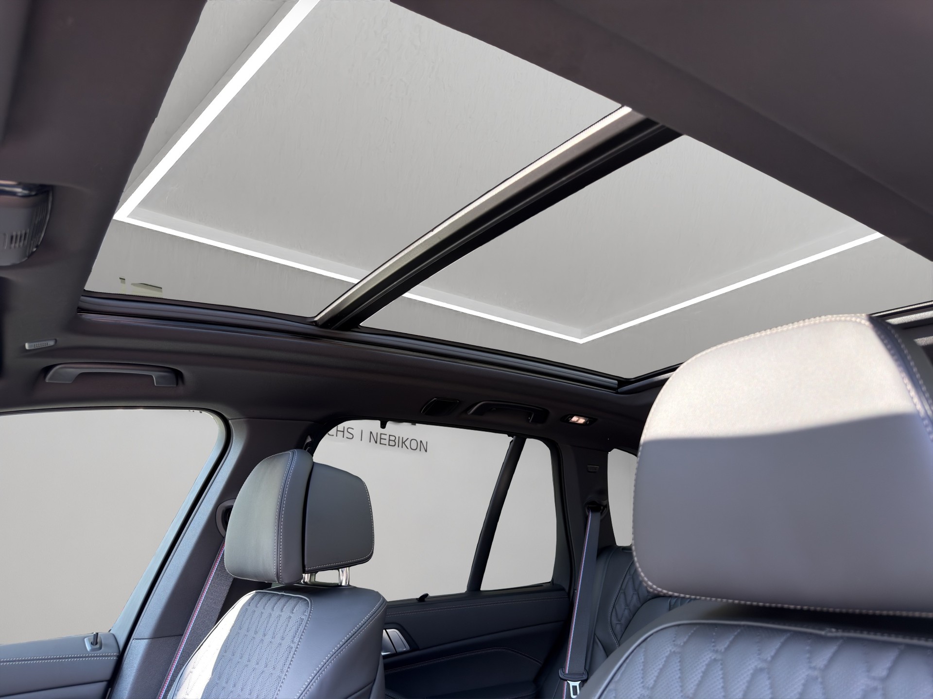BMW X5 xDrive 48V 30d M Sport Pro Steptronic-image-11