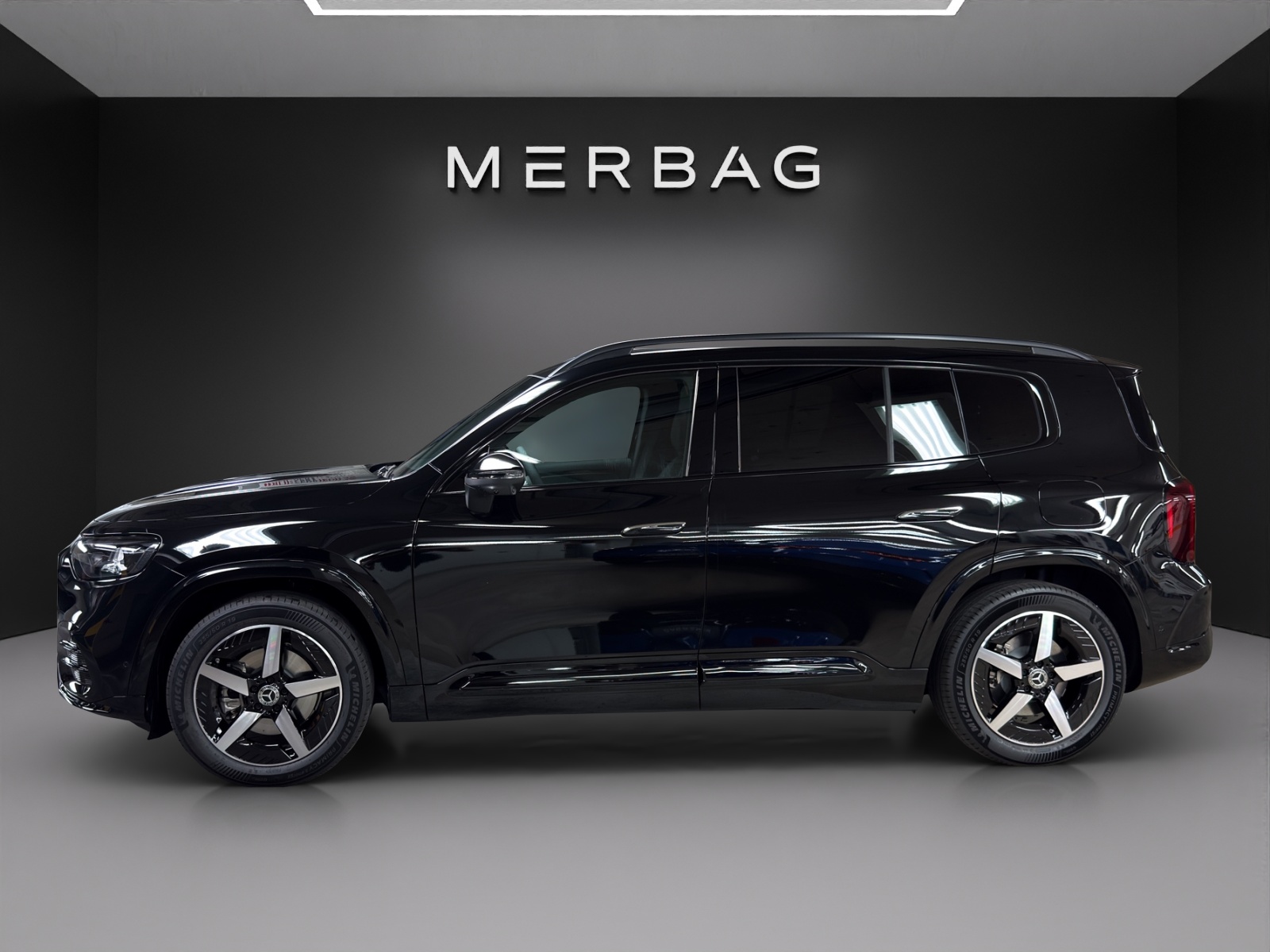 MERCEDES-BENZ GLB 220 4Matic 8G-Tronic-image-1