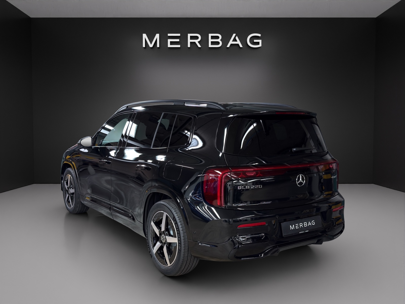 MERCEDES-BENZ GLB 220 4Matic 8G-Tronic-image-2