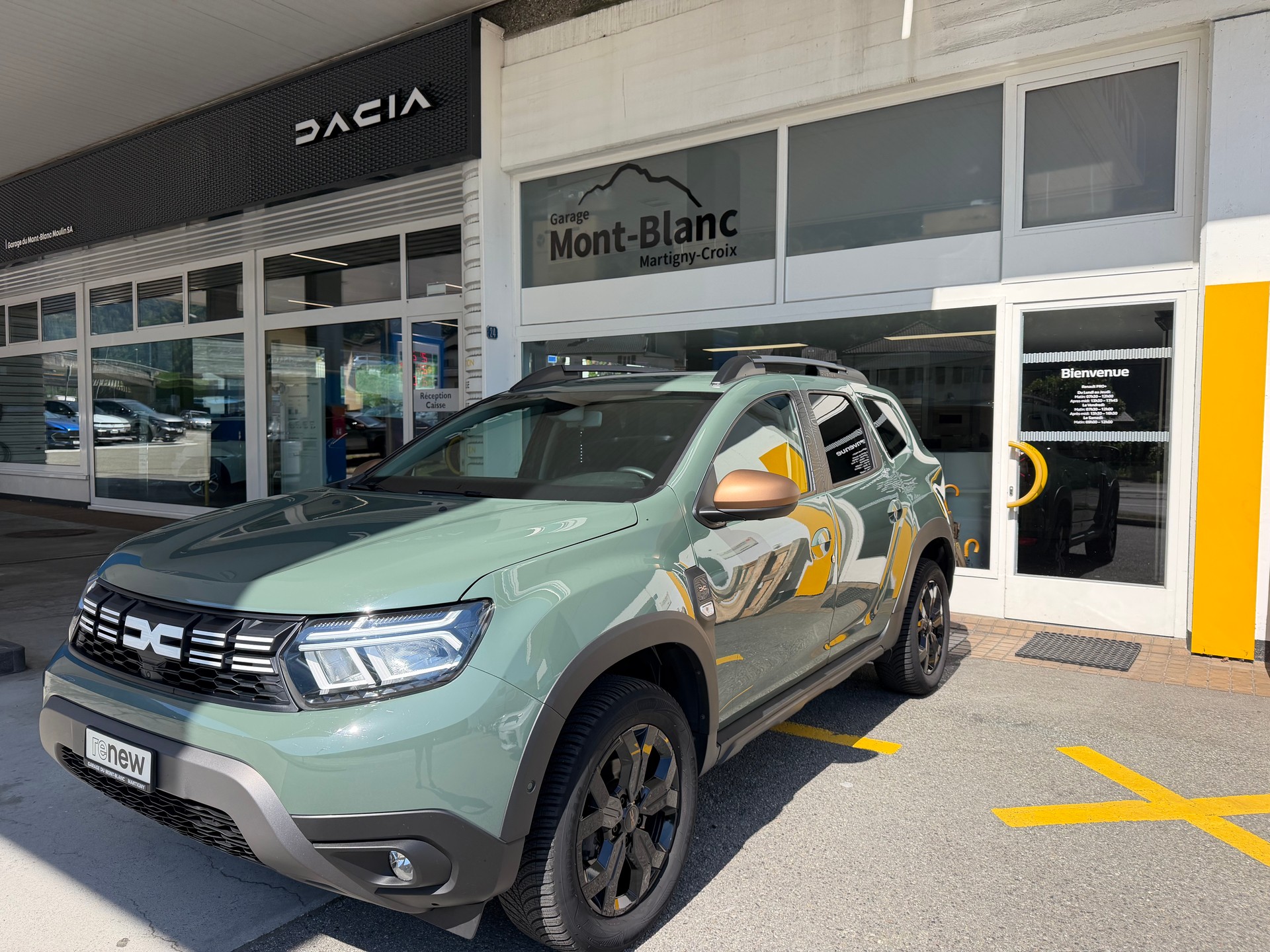 DACIA Duster TCe 150 Extreme 4x4-image-0