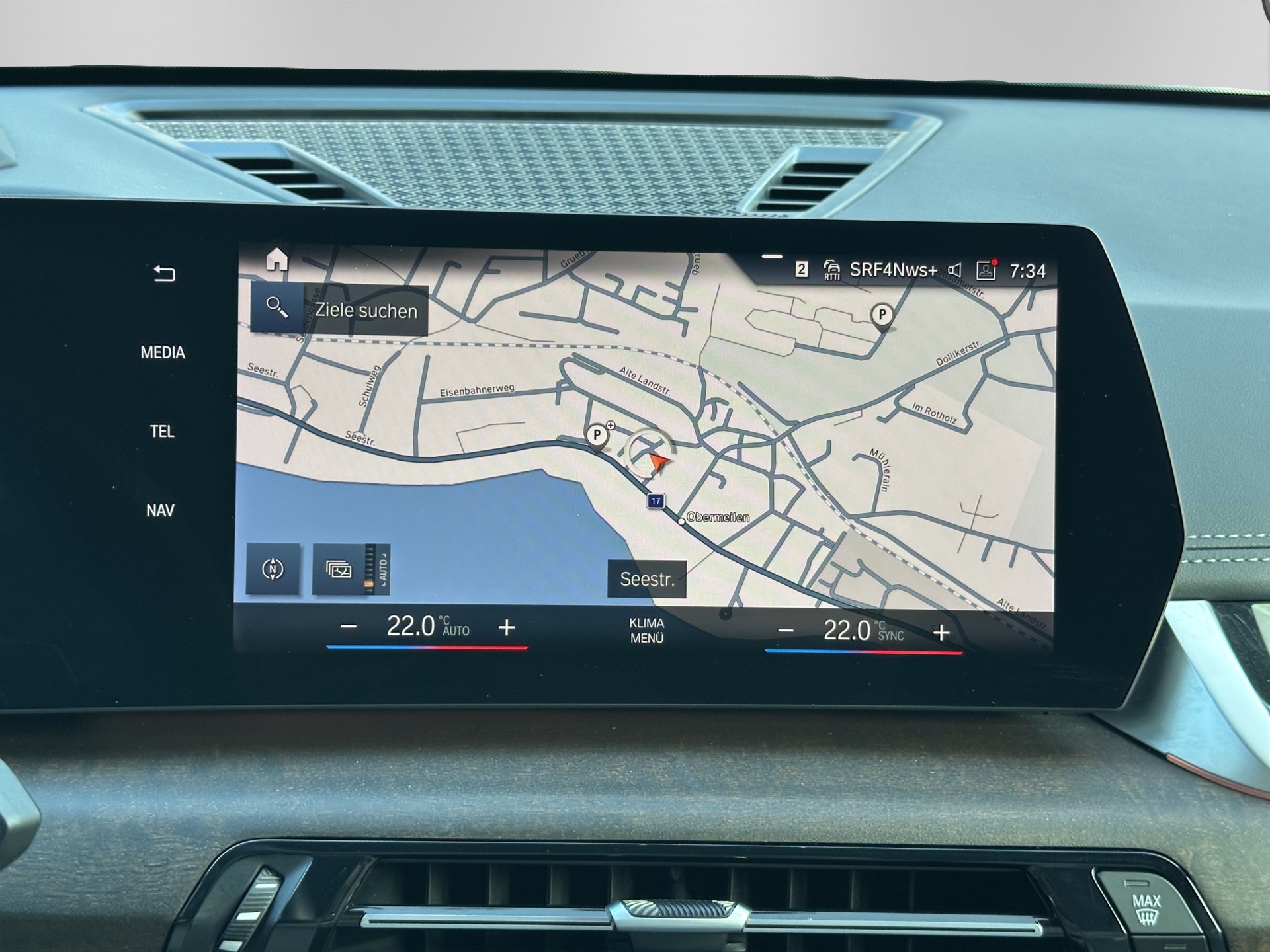 BMW X1 20d xDrive X Line-image-17