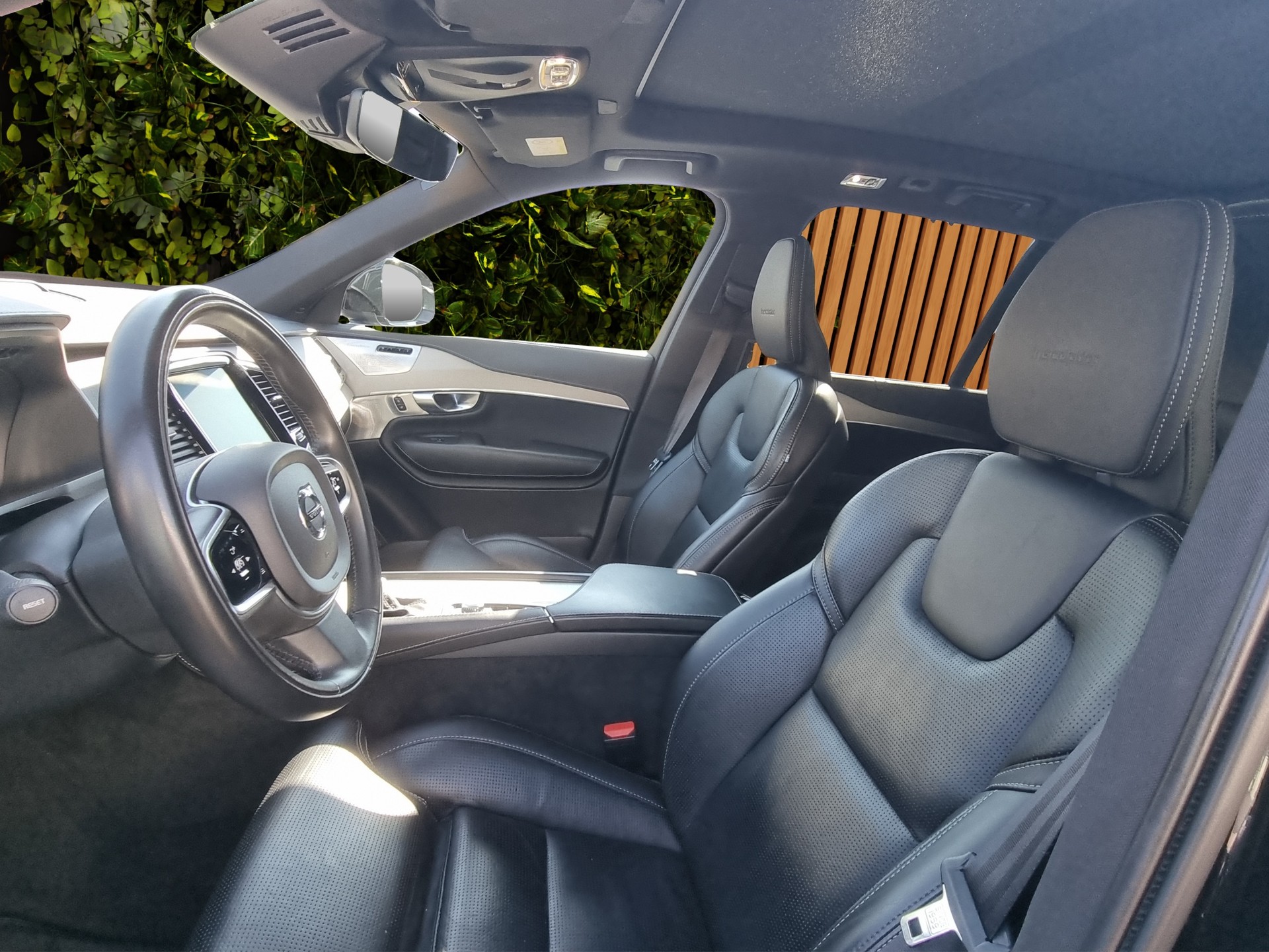 VOLVO XC90 2.0 D5 Inscription 7P. AWD-image-9