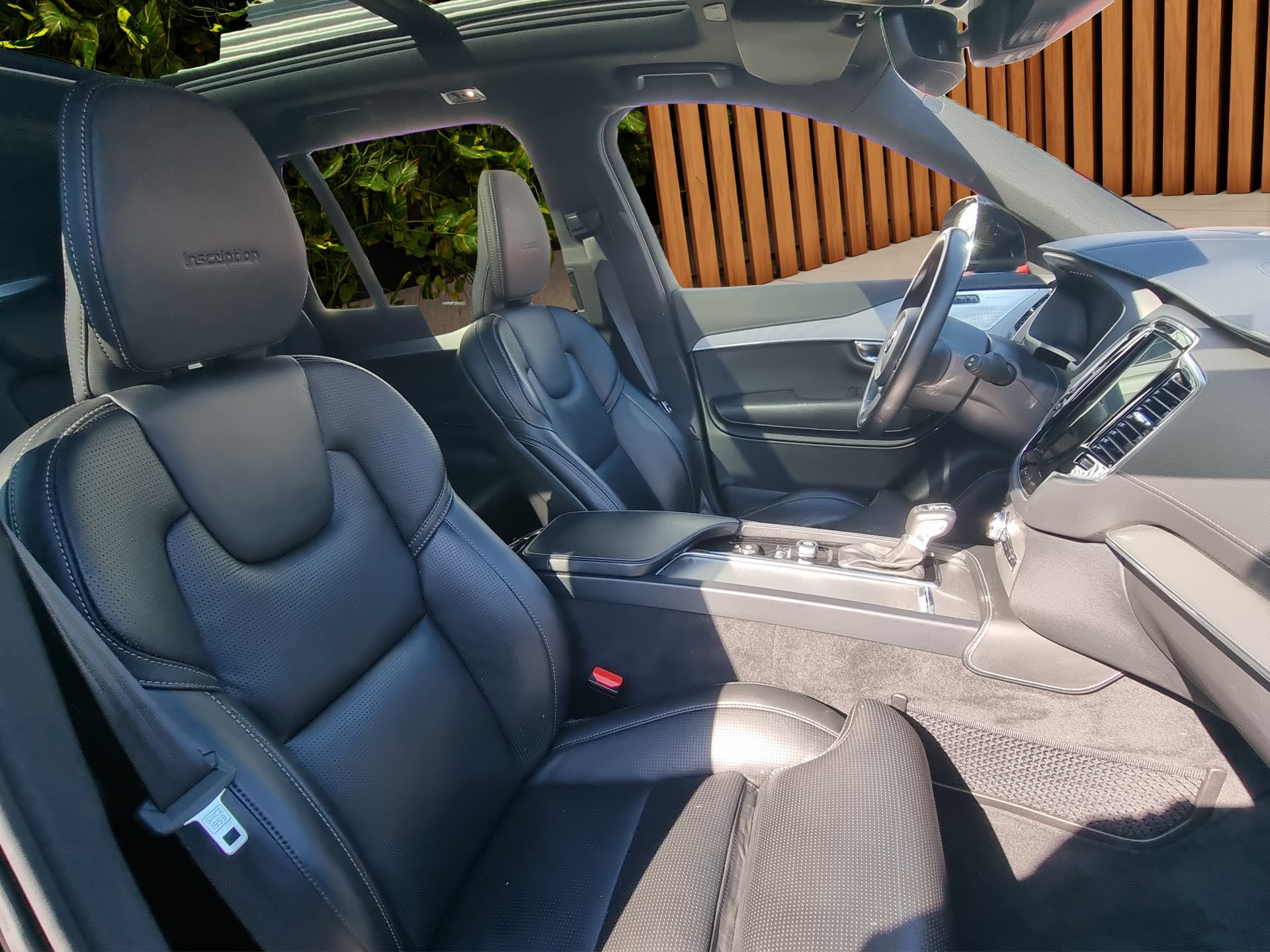 VOLVO XC90 2.0 D5 Inscription 7P. AWD-image-11