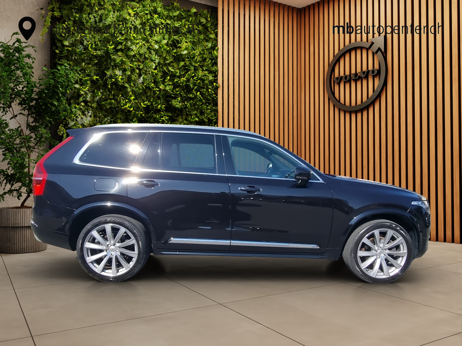 VOLVO XC90 2.0 D5 Inscription 7P. AWD-image-5