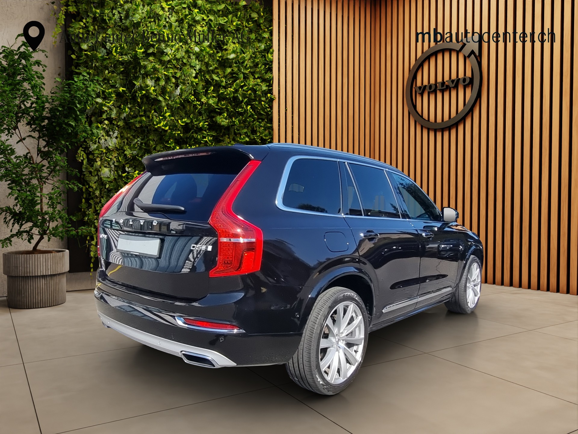 VOLVO XC90 2.0 D5 Inscription 7P. AWD-image-4