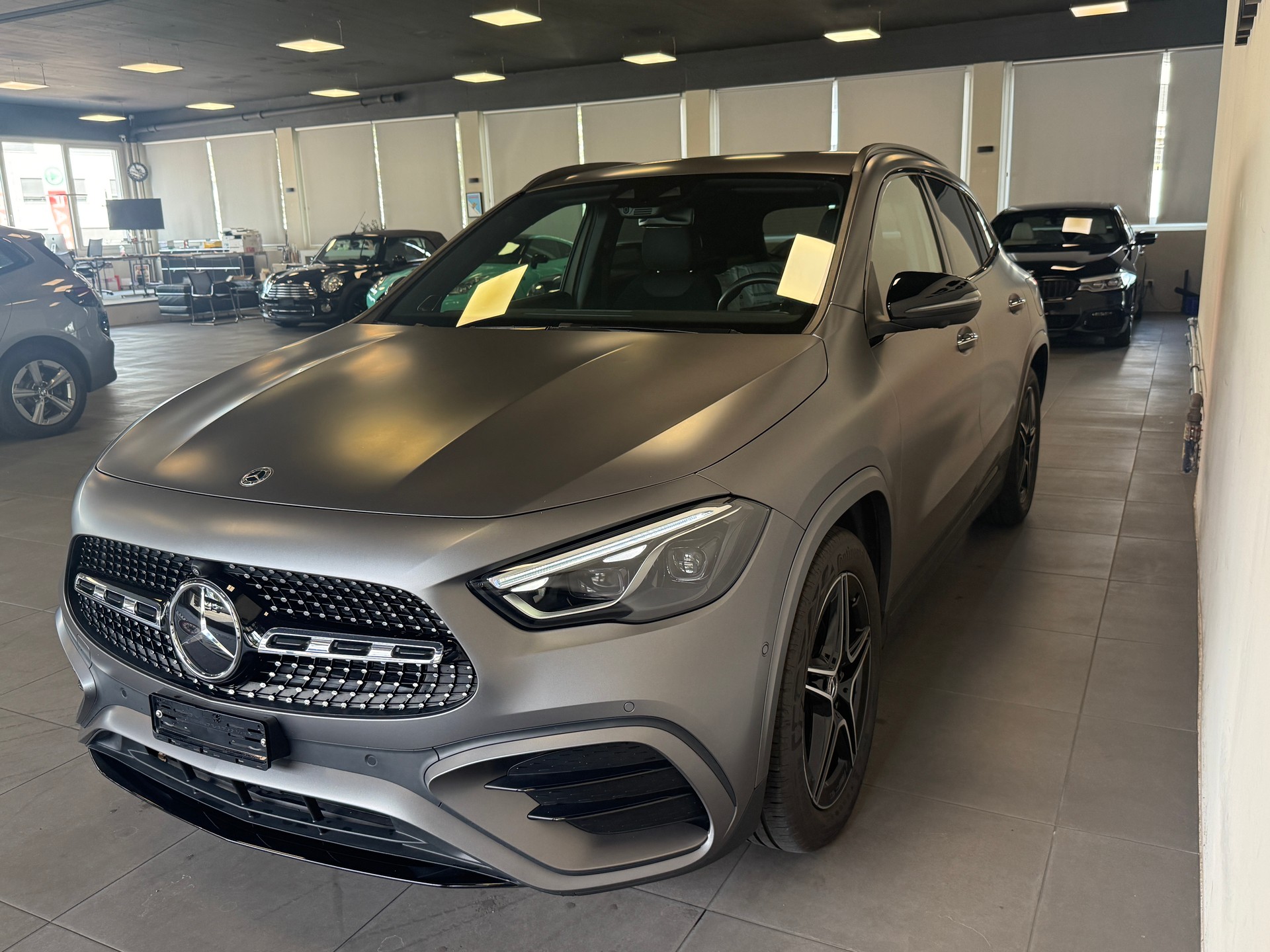 MERCEDES-BENZ GLA 250 e 8G-DCT-image-1