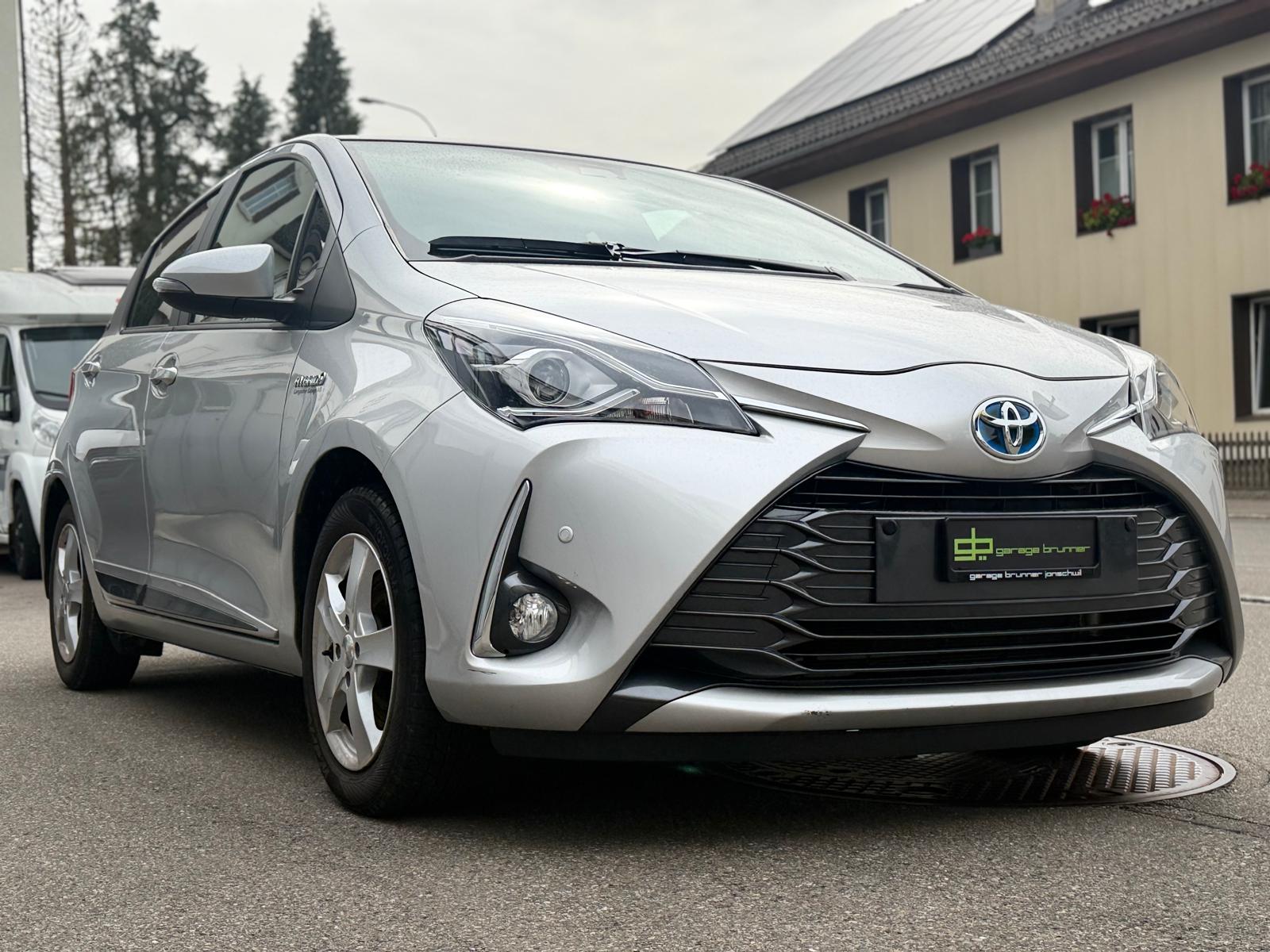 TOYOTA Yaris 1.5 VVT-i Hybrid Premium e-CVT-image-8