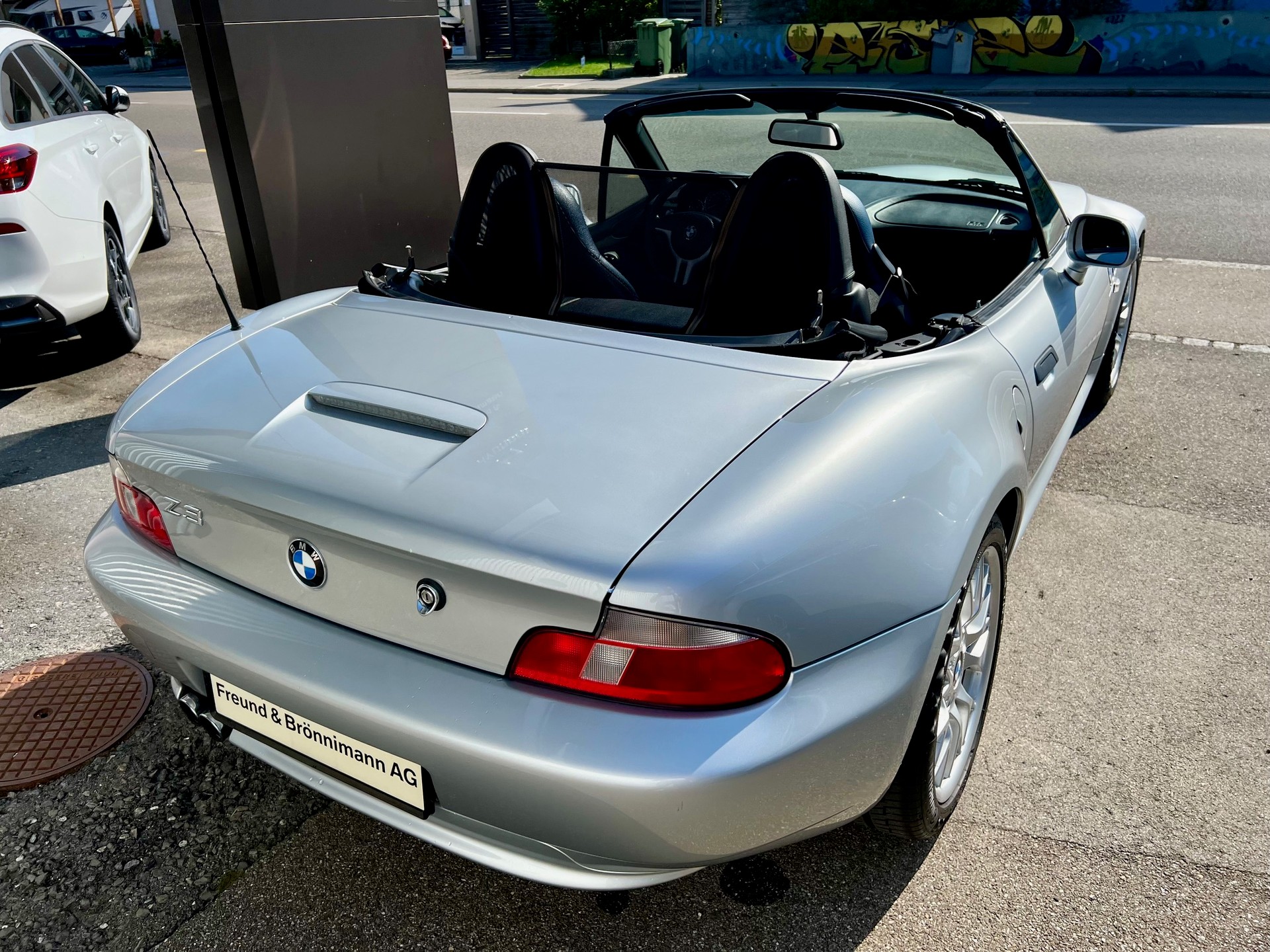 BMW Z3 3.0i Roadster-image-14