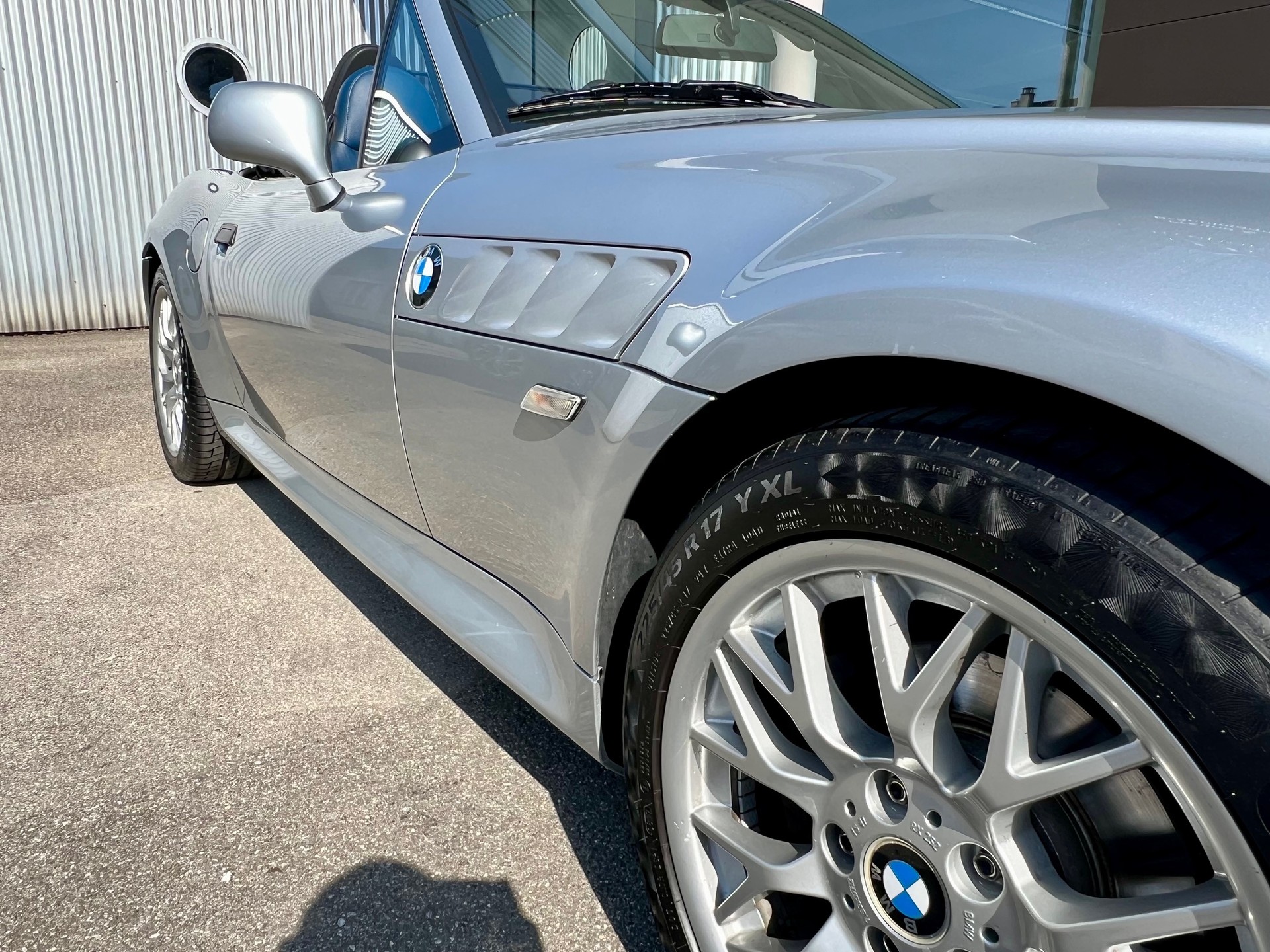 BMW Z3 3.0i Roadster-image-10