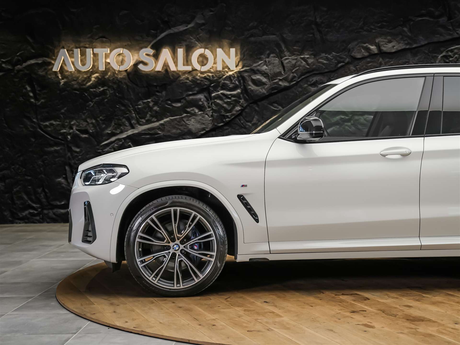 BMW X3 M40i Individual *21" Felgen*M-Sportfahrwerk*Adaptives LED*-image-15
