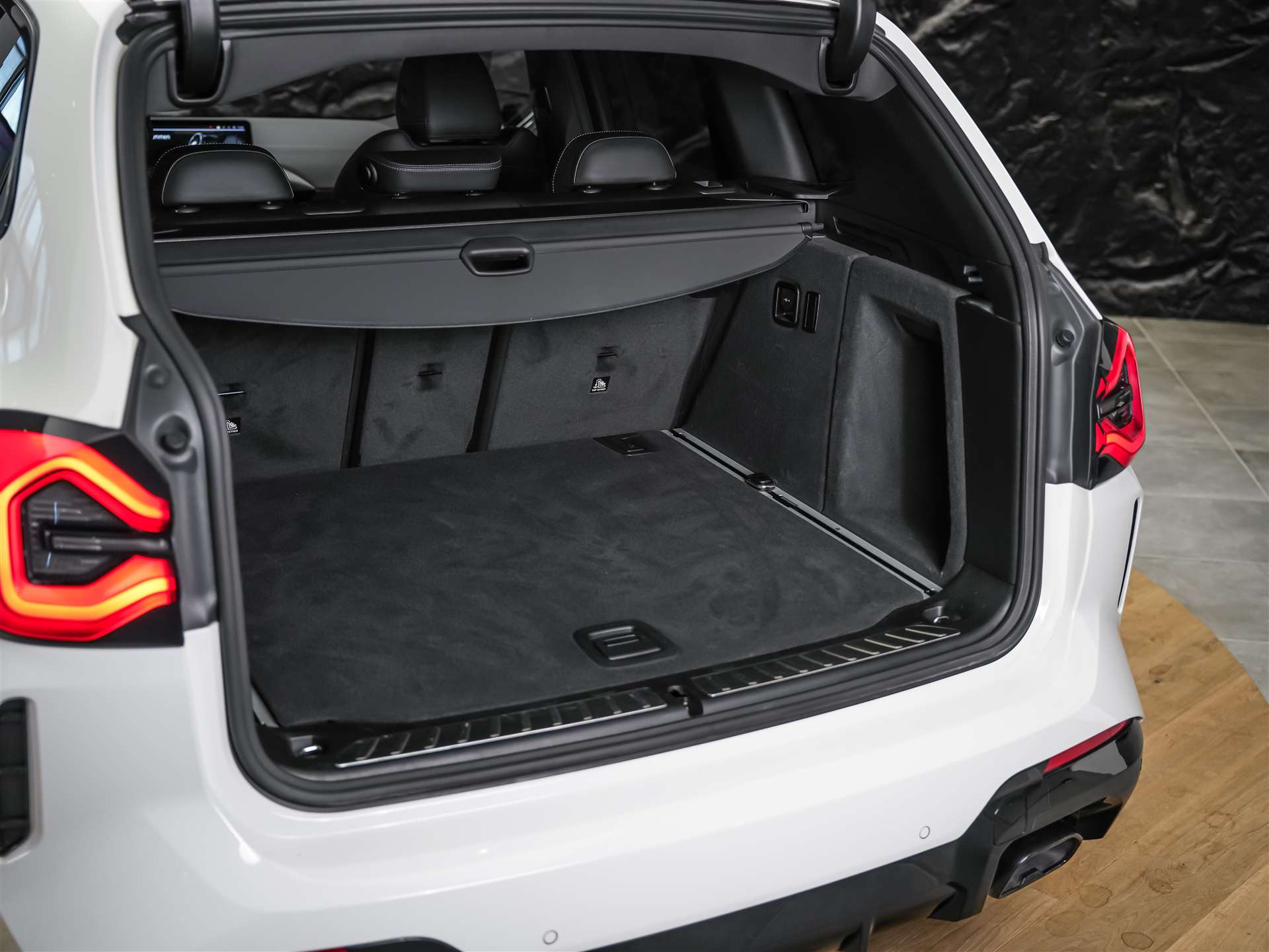 BMW X3 M40i Individual *21" Felgen*M-Sportfahrwerk*Adaptives LED*-image-38