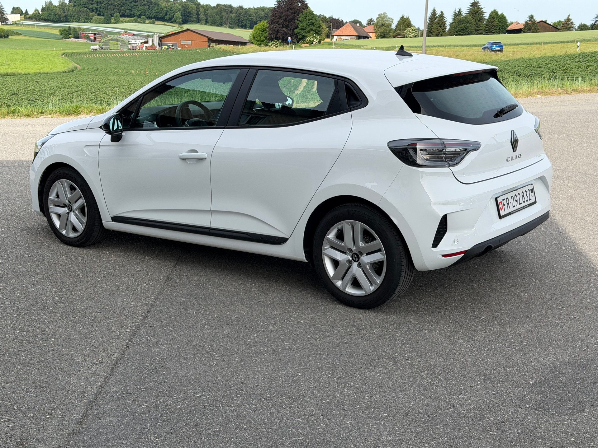 RENAULT Clio 1.0 Evolution-image-3