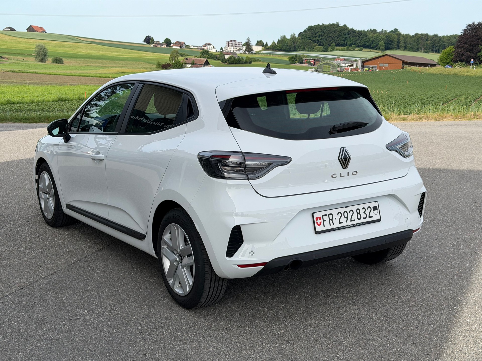 RENAULT Clio 1.0 Evolution-image-4