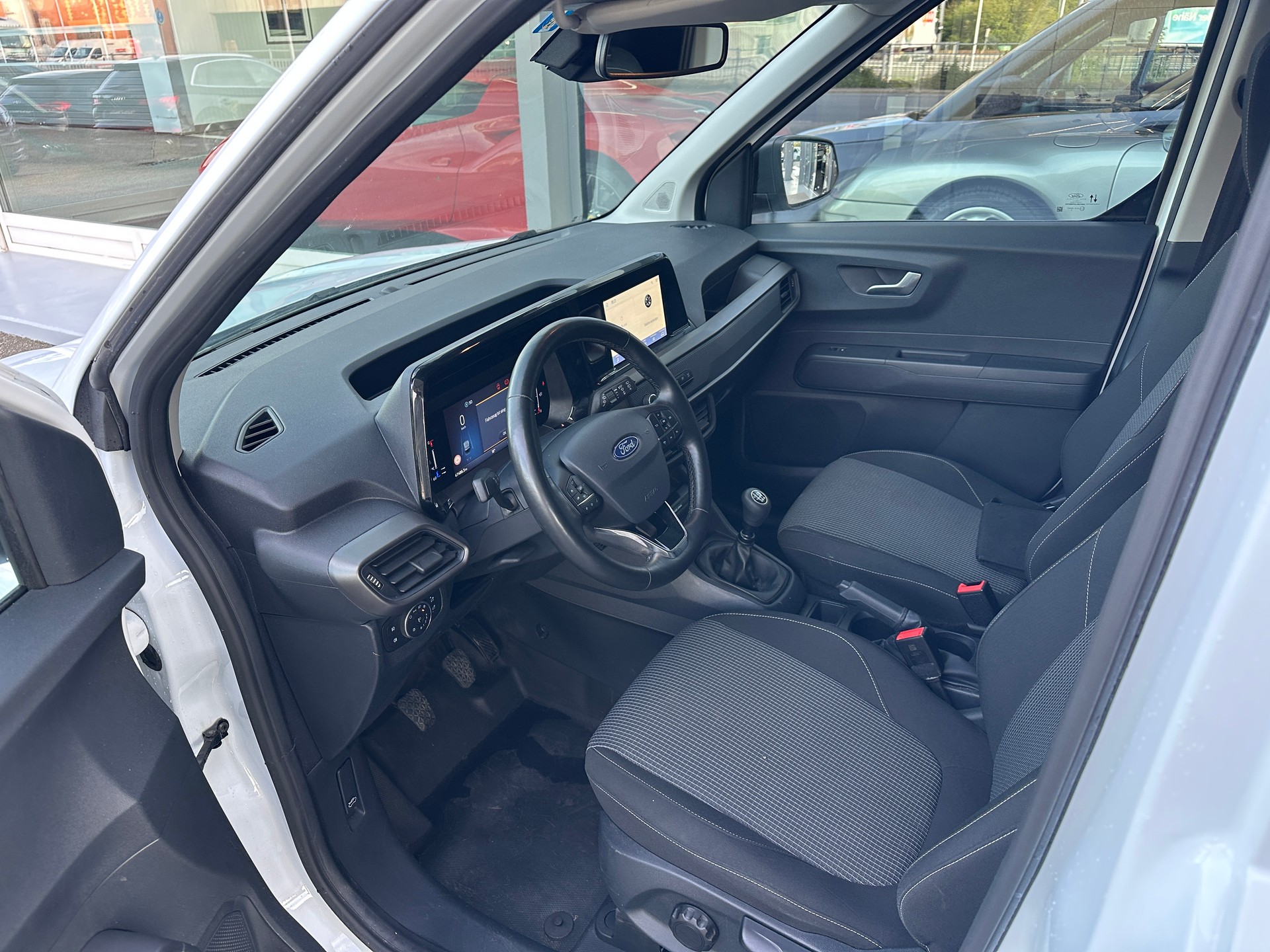 FORD Transit Courier Van 1.5 EcoBlue Trend-image-5