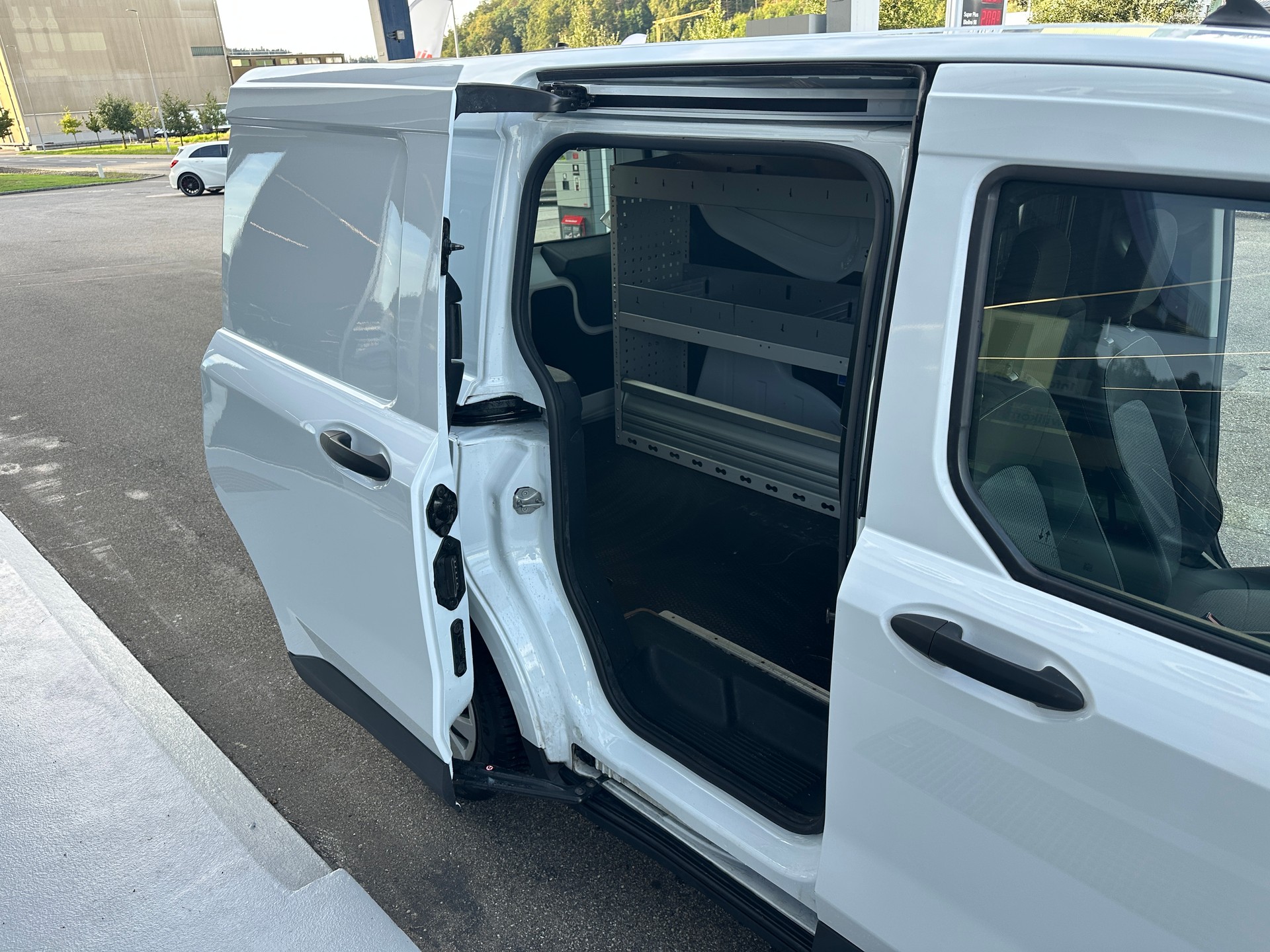 FORD Transit Courier Van 1.5 EcoBlue Trend-image-14