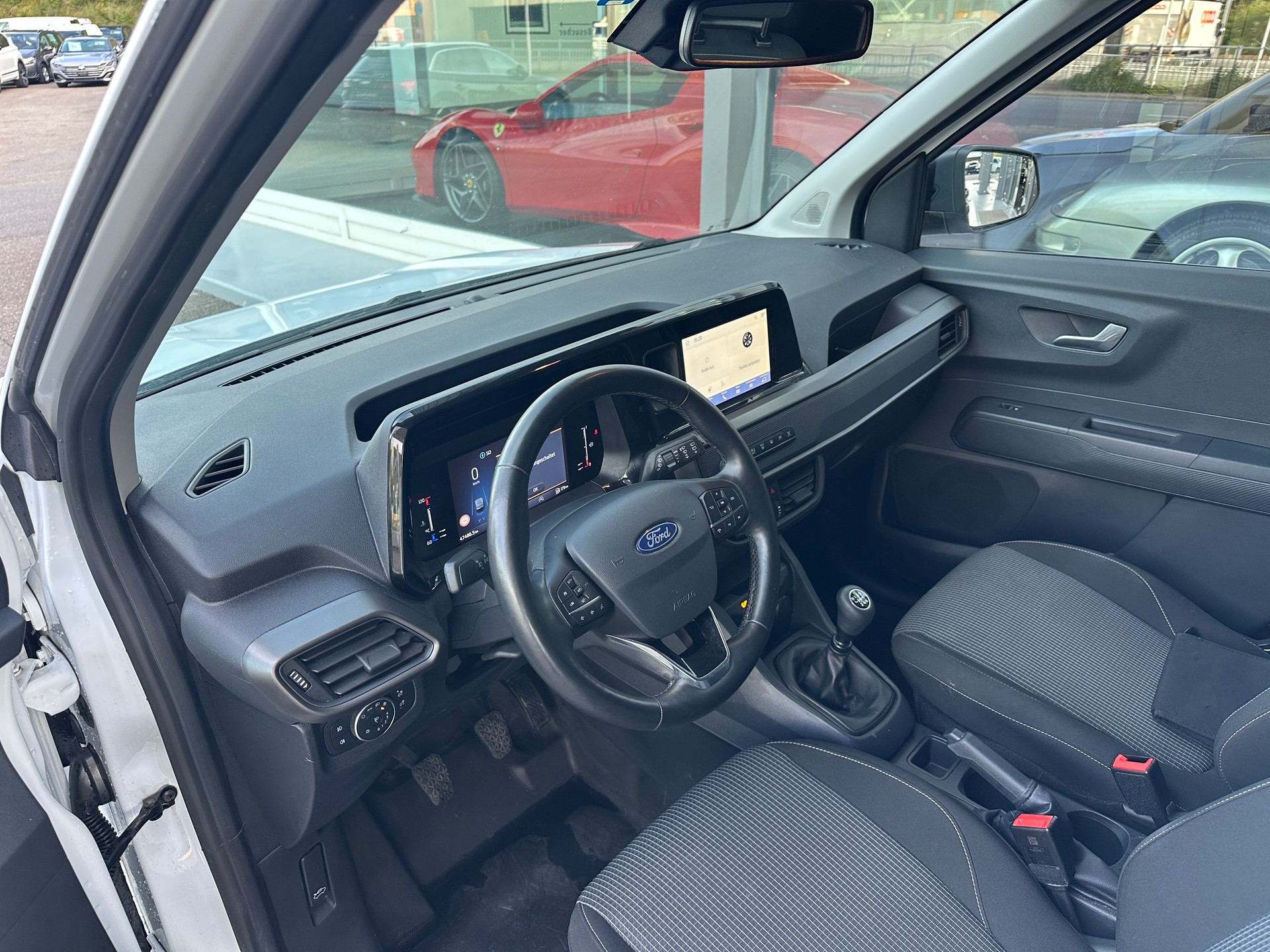 FORD Transit Courier Van 1.5 EcoBlue Trend-image-11