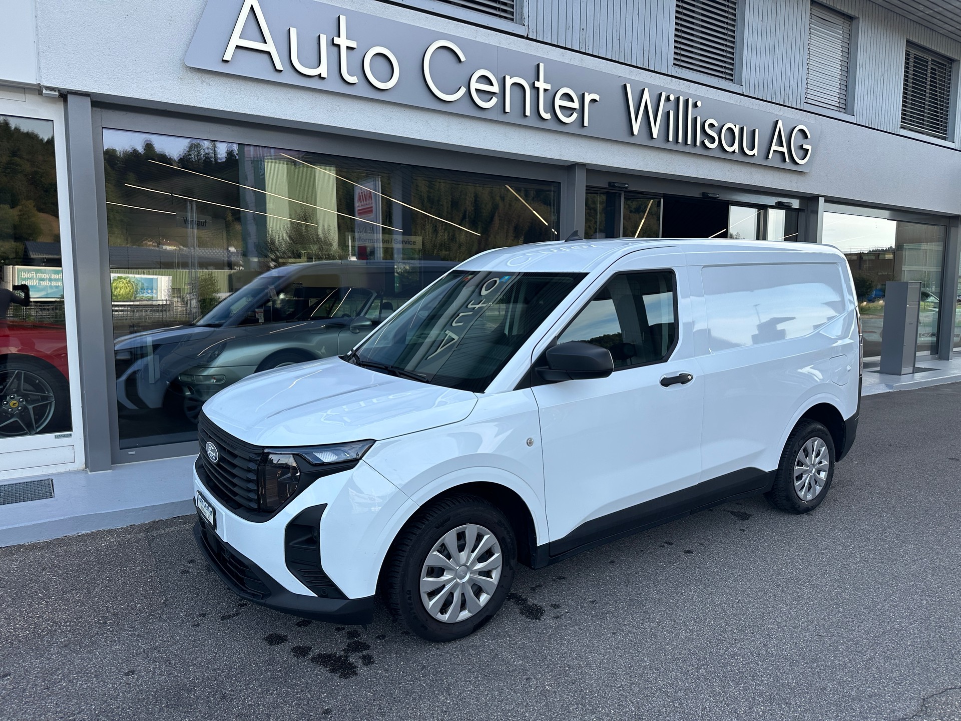 FORD Transit Courier Van 1.5 EcoBlue Trend