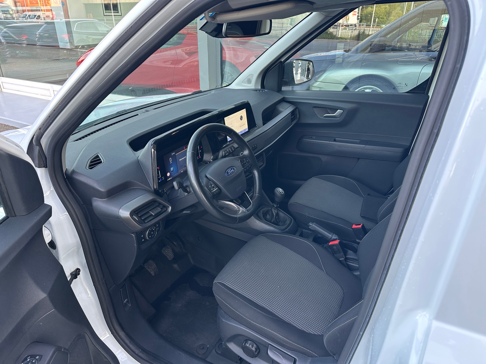 FORD Transit Courier Van 1.5 EcoBlue Trend-image-12