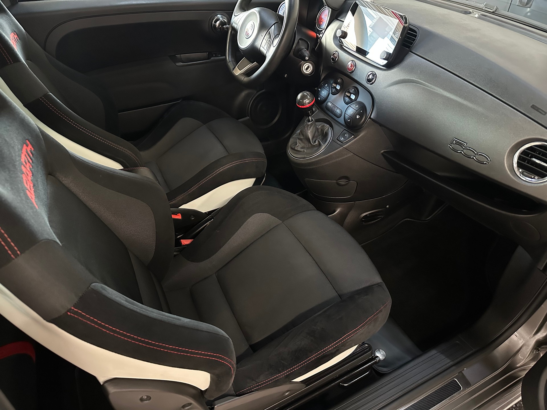 FIAT 595 1.4 16V Turbo Abarth Competizione-image-7