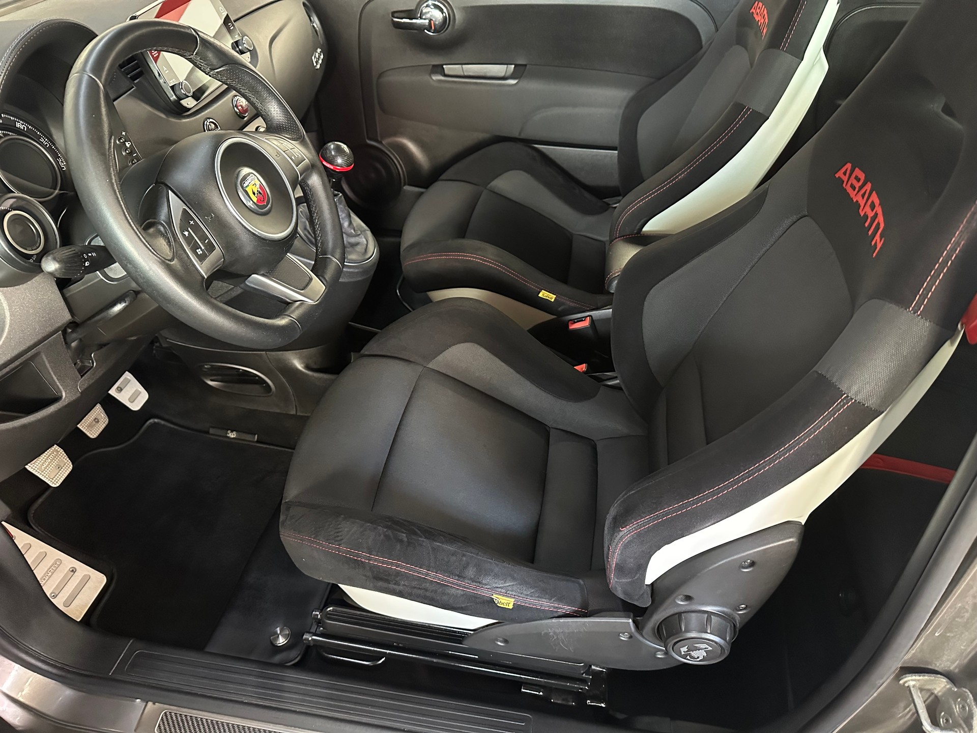 FIAT 595 1.4 16V Turbo Abarth Competizione-image-6