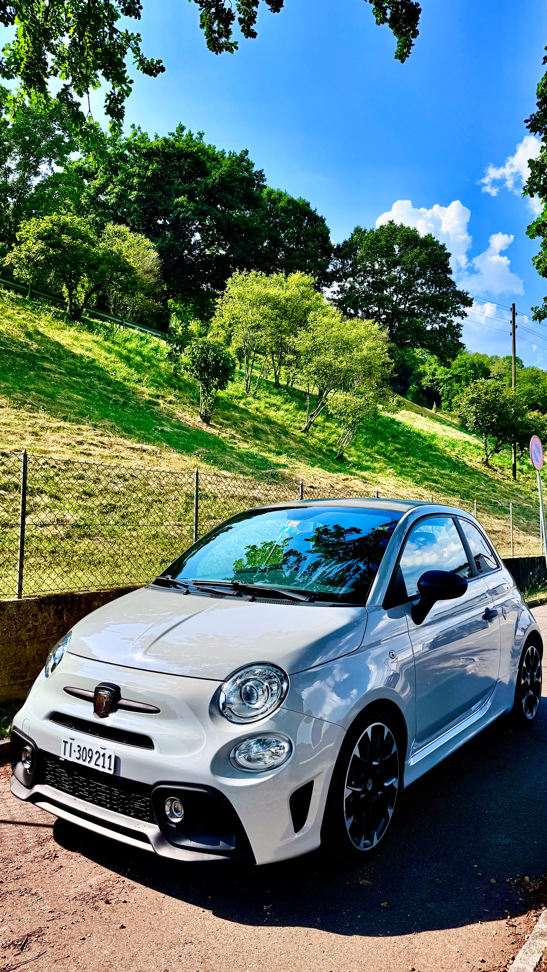 FIAT 595C 1.4 16V Turbo Abarth Competizione Dualogic-image-2