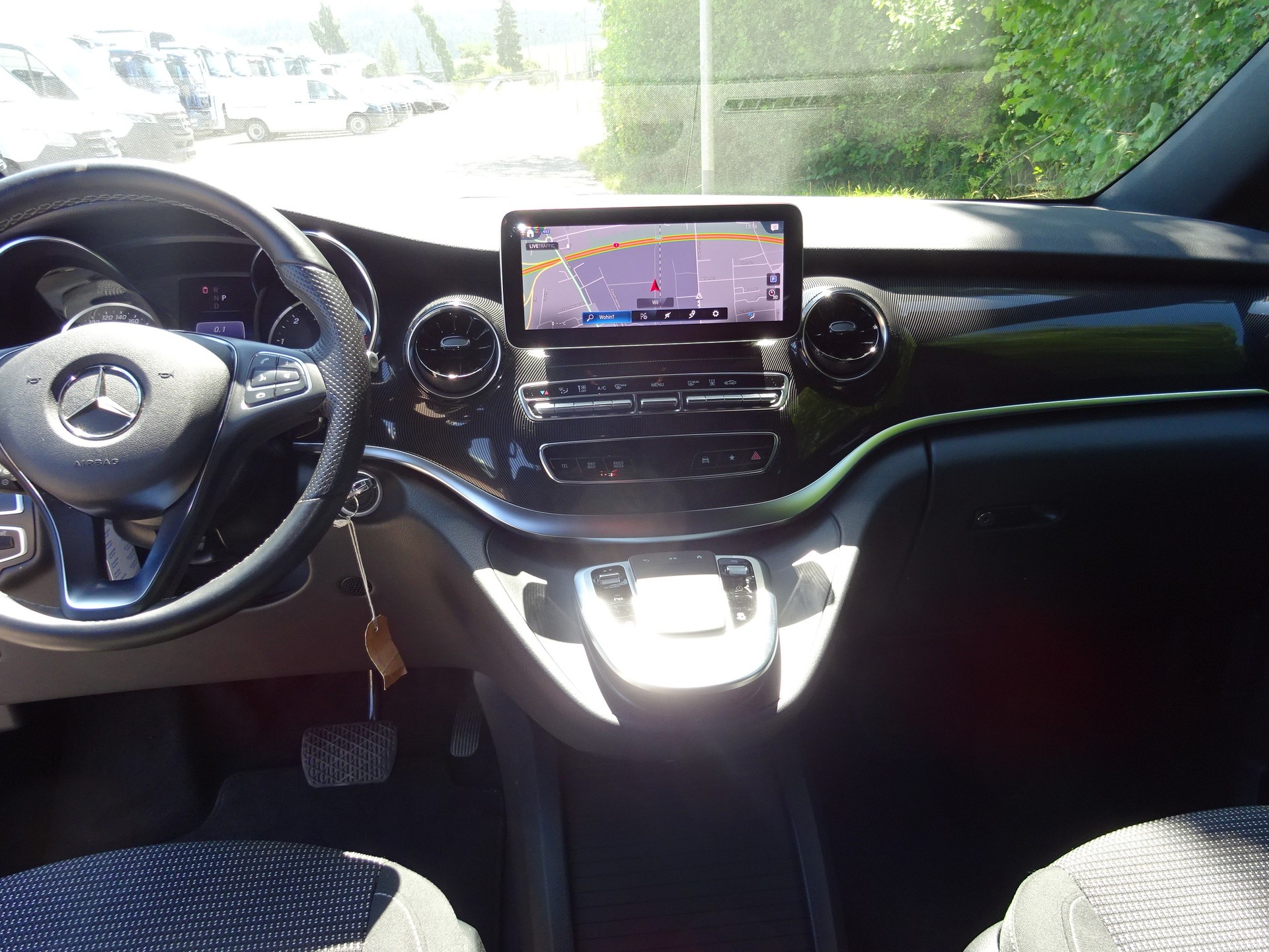 MERCEDES-BENZ V 250 d lang Trend 4Matic 9G-Tronic-image-3