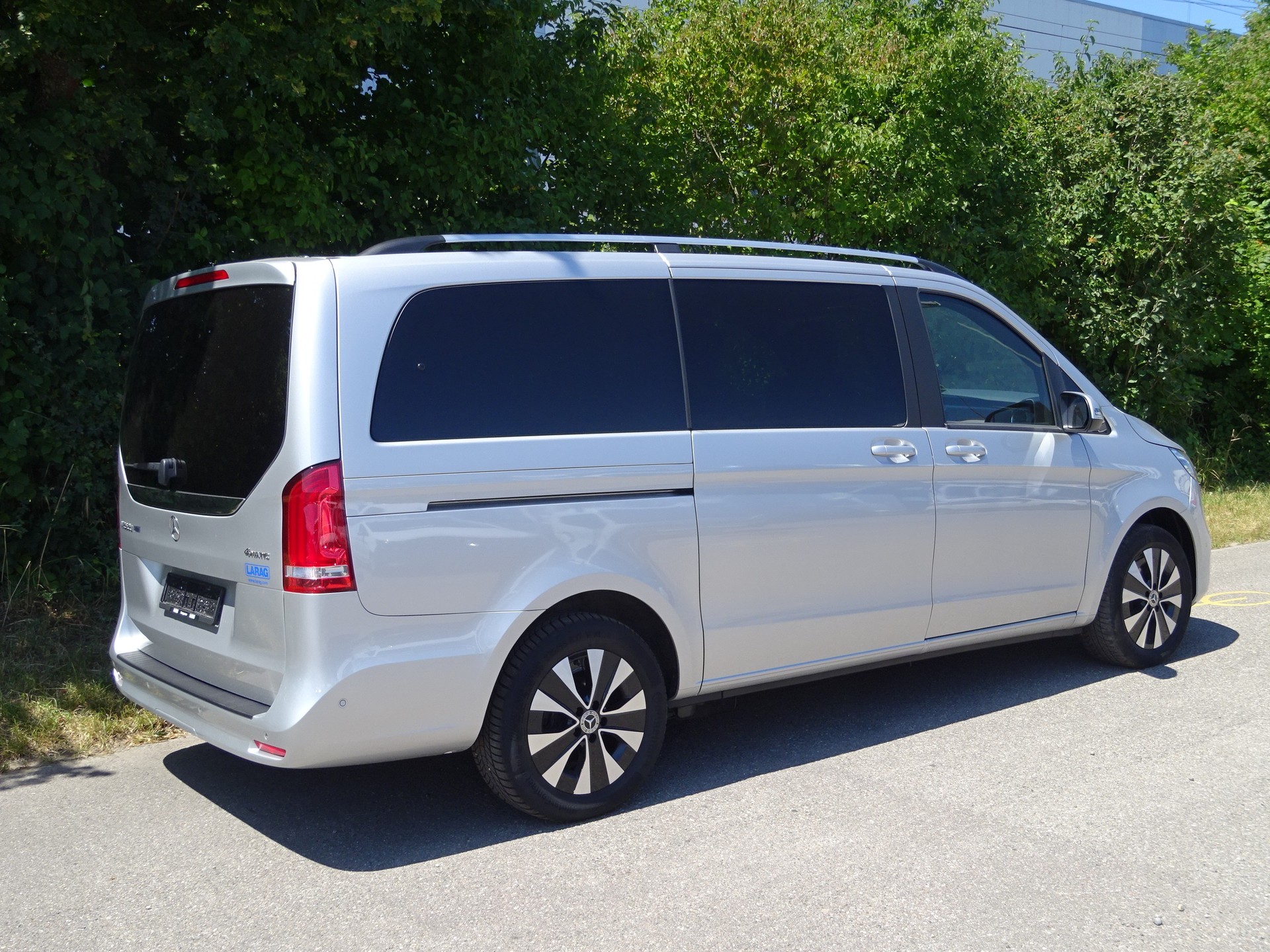 MERCEDES-BENZ V 250 d lang Trend 4Matic 9G-Tronic-image-1