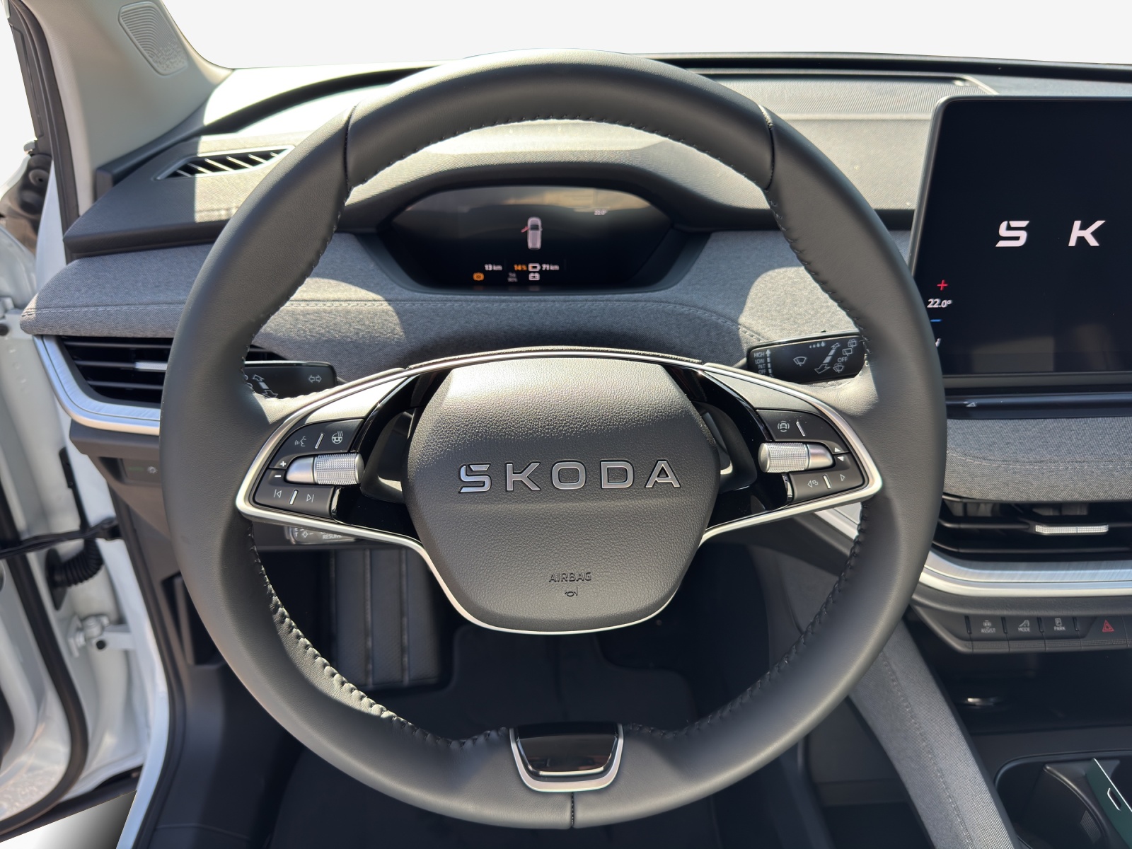 SKODA Enyaq Dynamic 85x 4x4-image-9