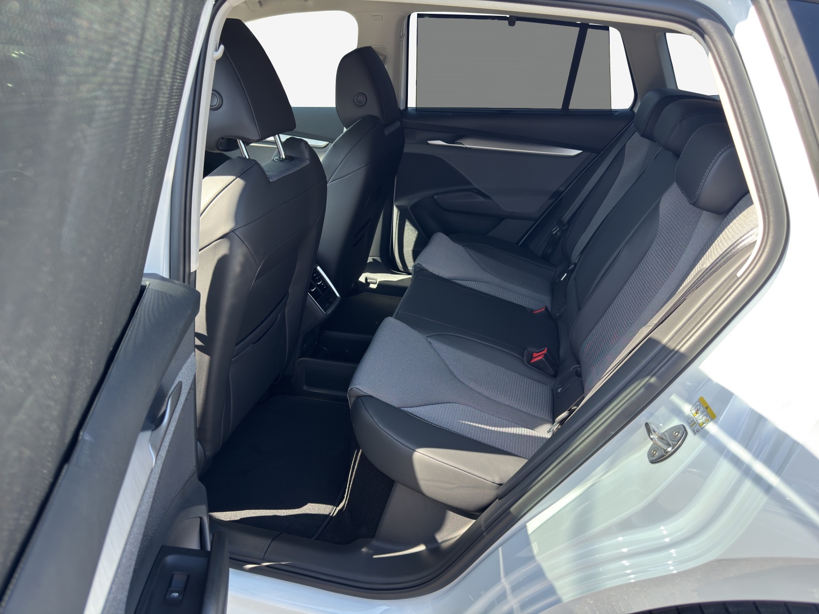 SKODA Enyaq Dynamic 85x 4x4-image-11