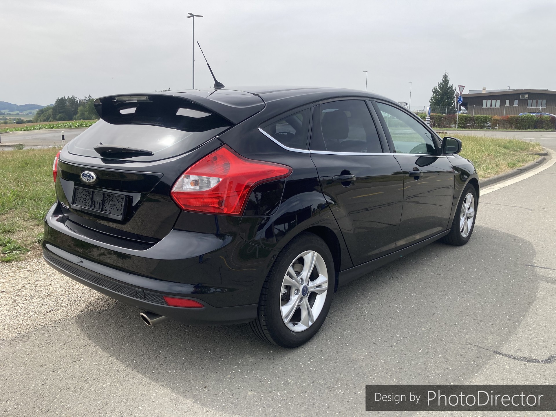FORD Focus 1.6 SCTi Carving-image-1