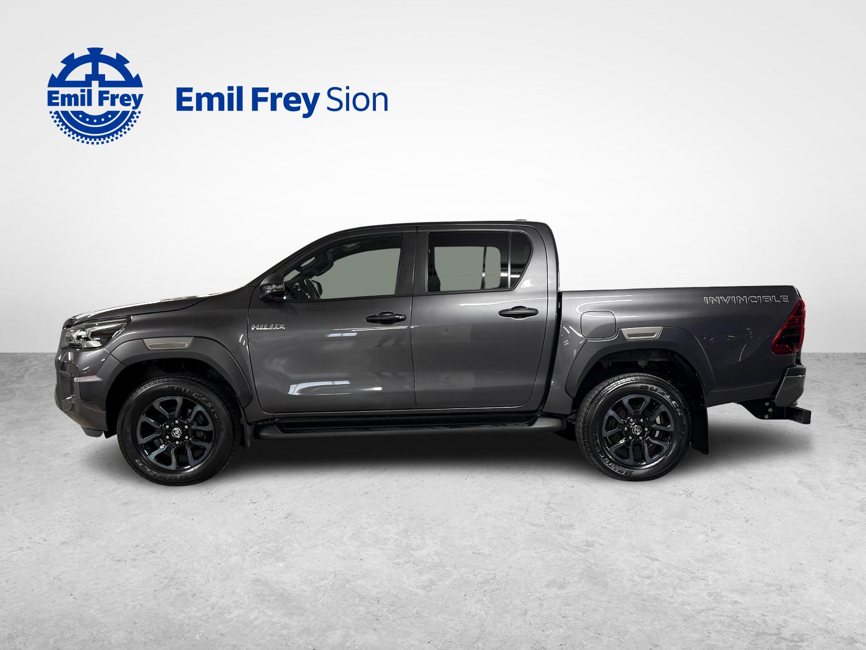TOYOTA Hilux Double Cab.-Pick-up 2.8 D-4D 204 Invincible-image-4