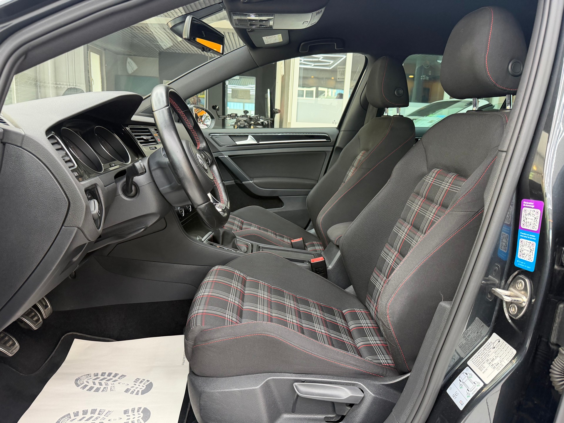 VW Golf VII 2.0 TSI GTI-image-12