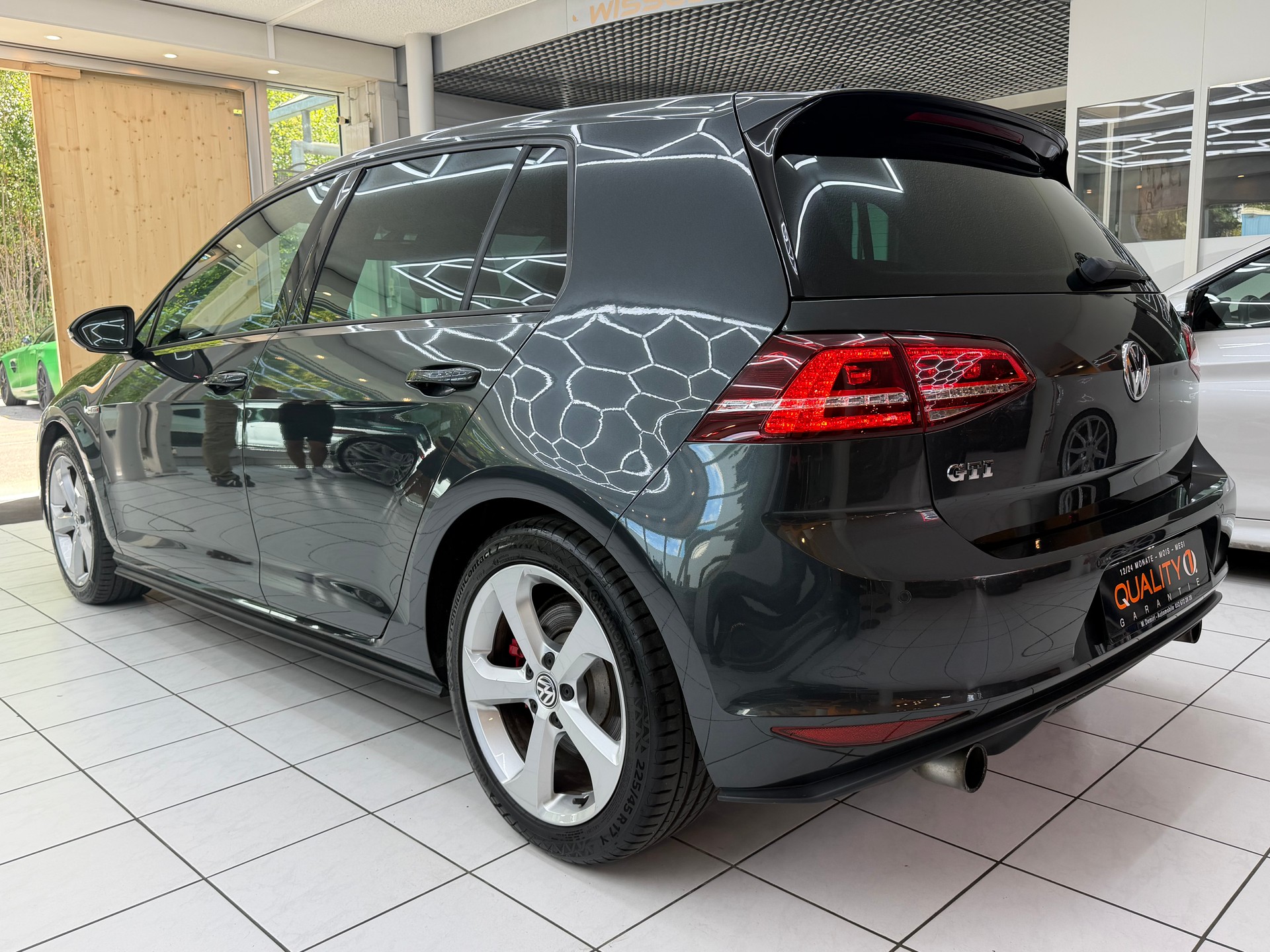 VW Golf VII 2.0 TSI GTI-image-6
