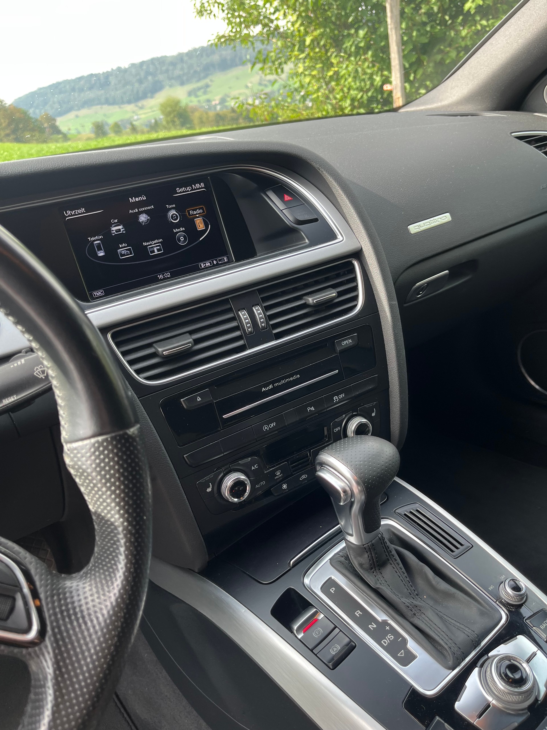AUDI 2.0 TDI 190 quattro S-Tronic-image-5