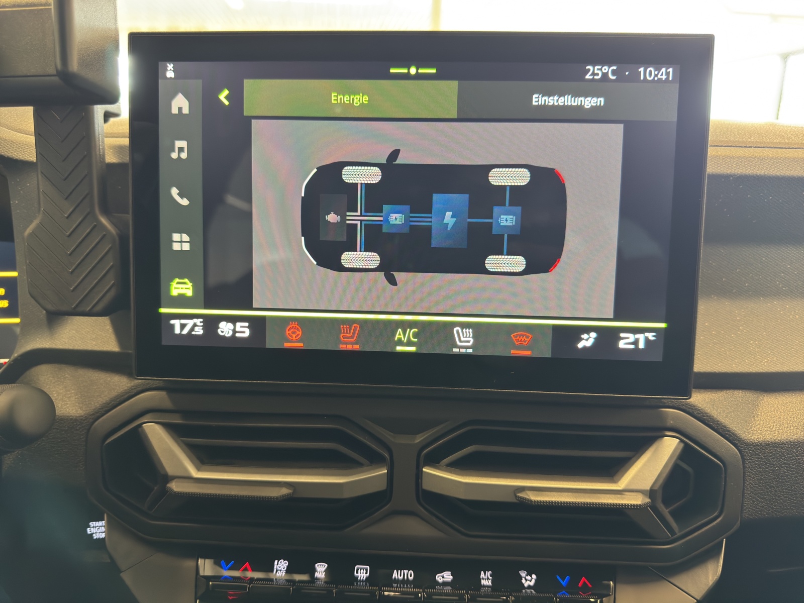 DACIA Bigster 1.2 Hybrid Journey 4WD Demo-image-18