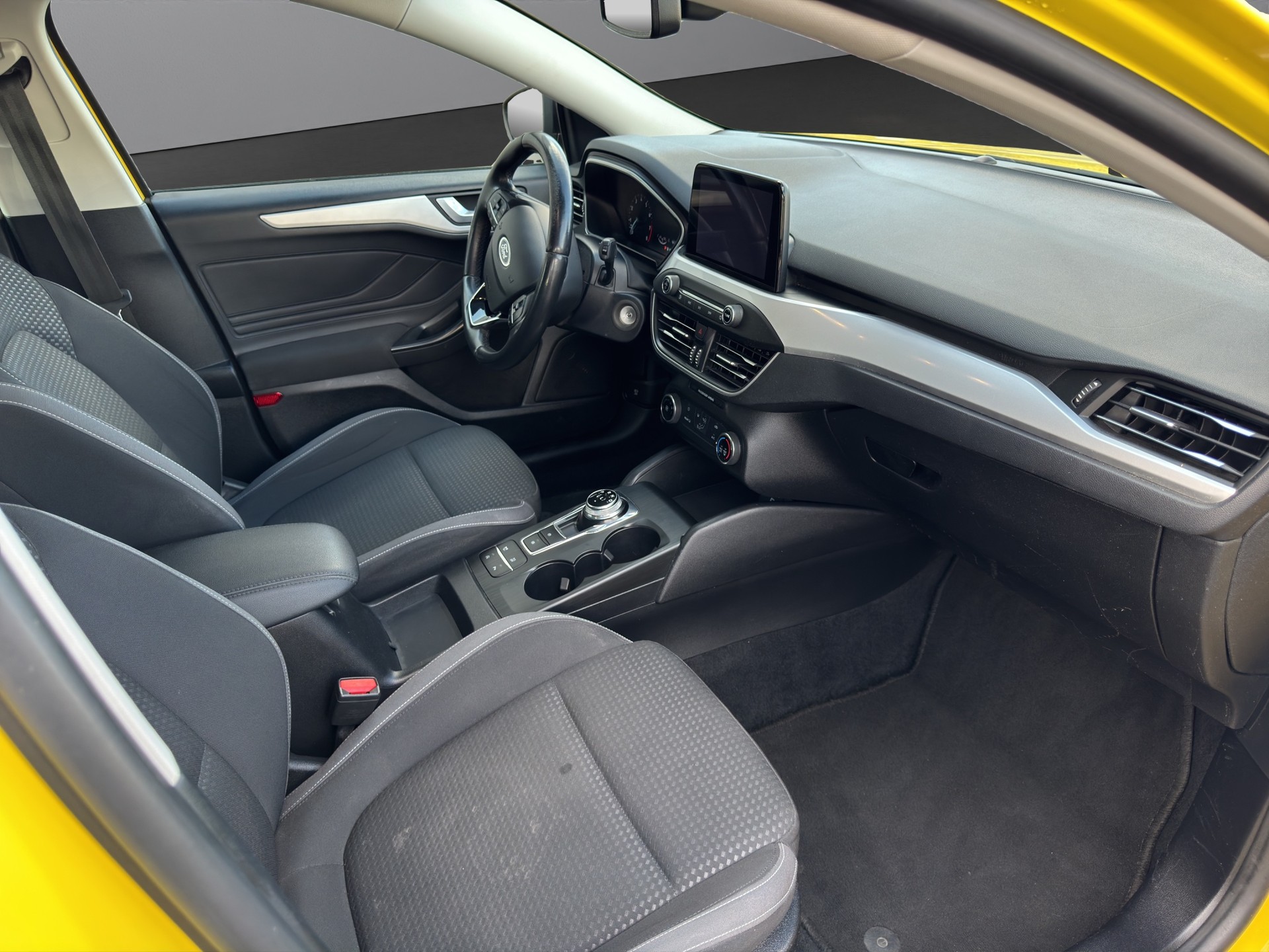 FORD Focus 1.5 SCTi Vignale Automatic-image-9