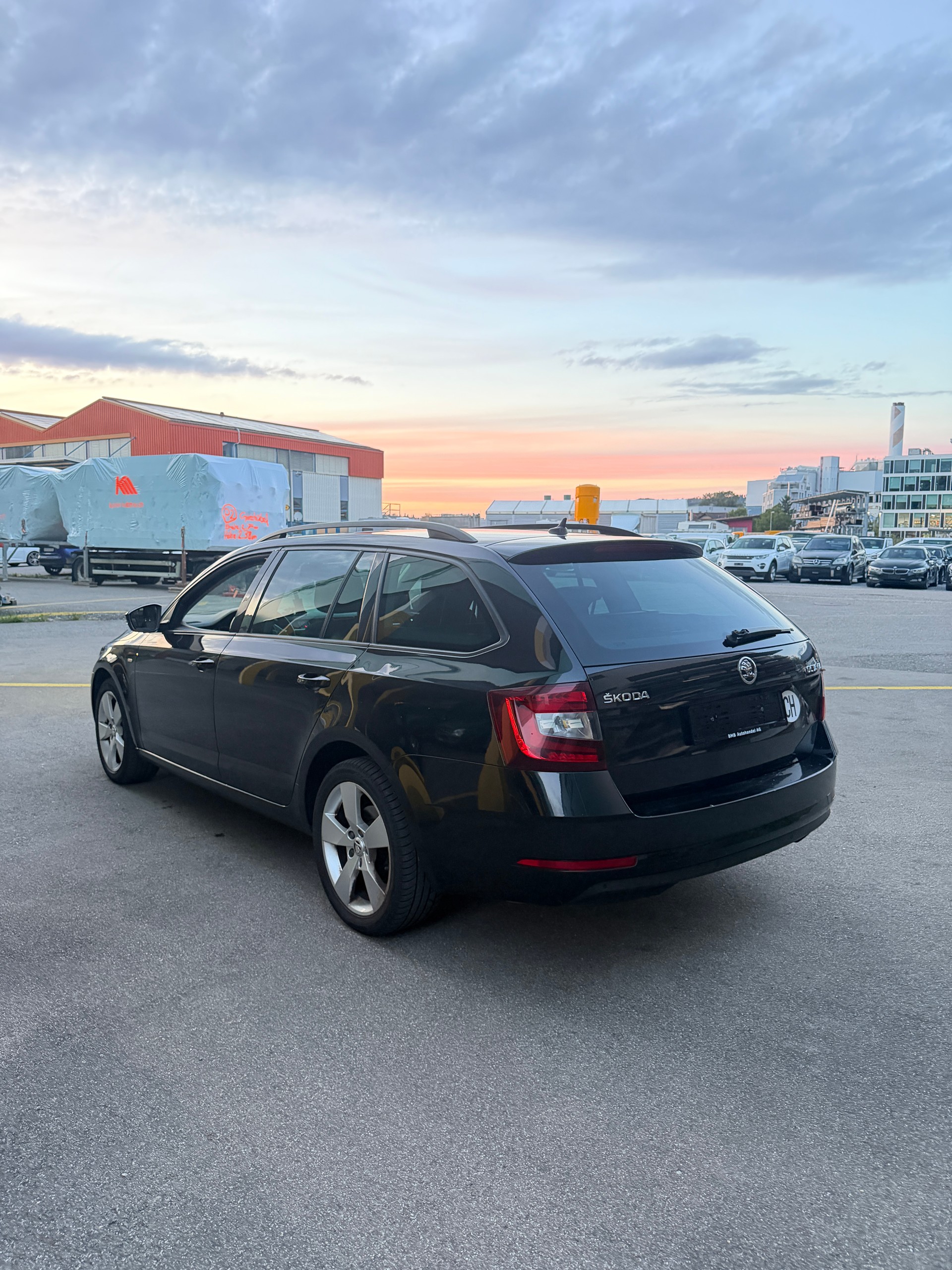 SKODA Octavia Combi 2.0 TDI Ambition 4x4 DSG-image-4