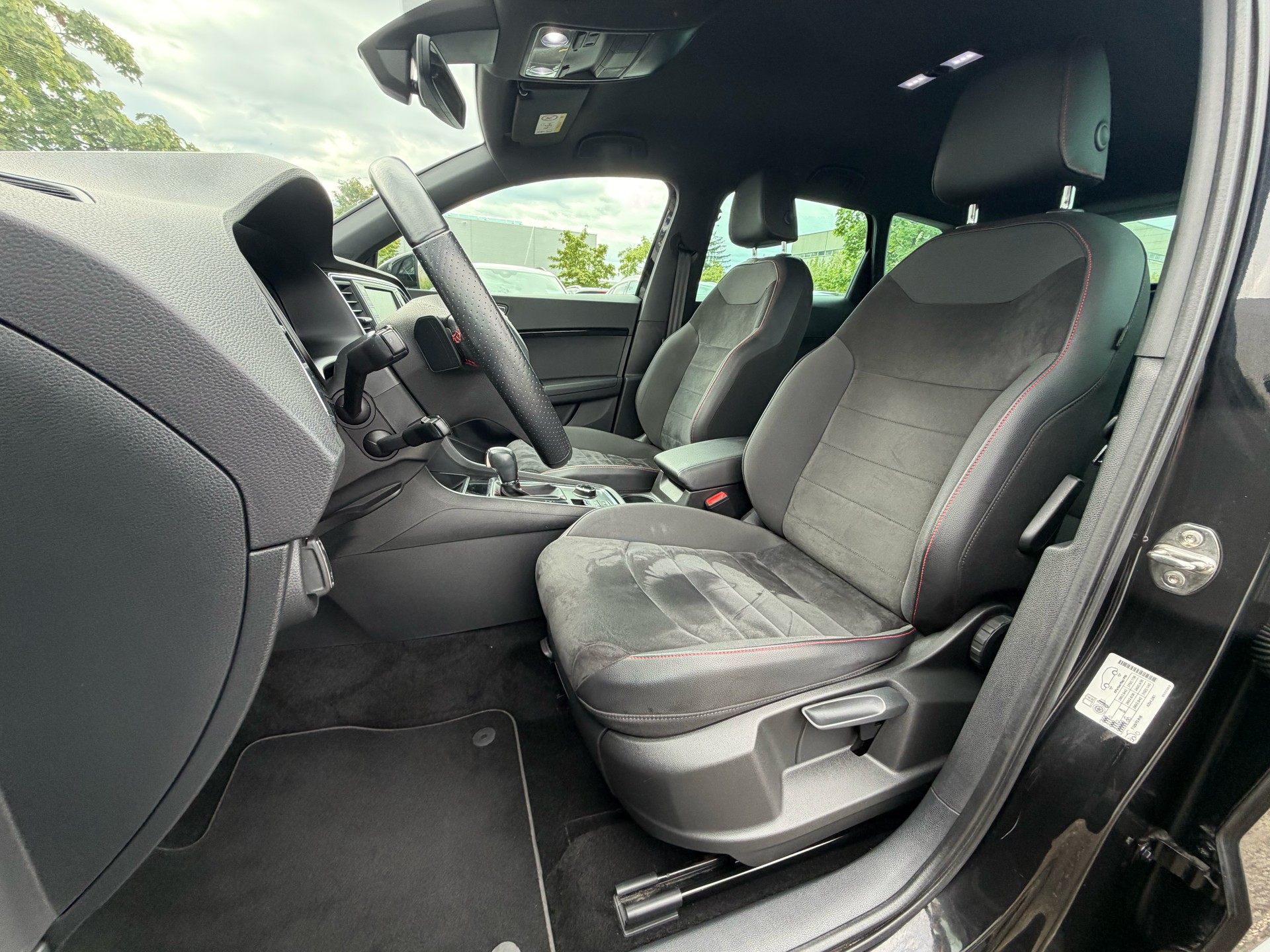 SEAT Ateca 2.0 TSI FR 4Drive DSG-image-8