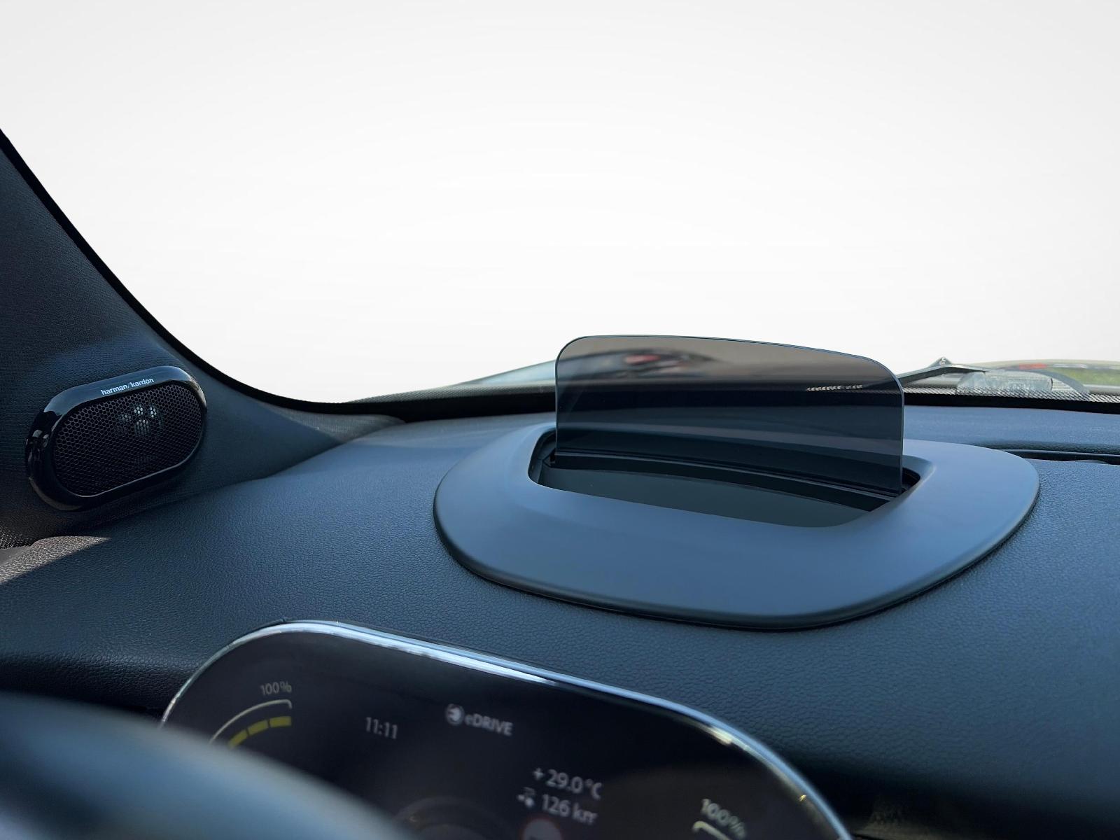 MINI F56 Cooper SE-image-16