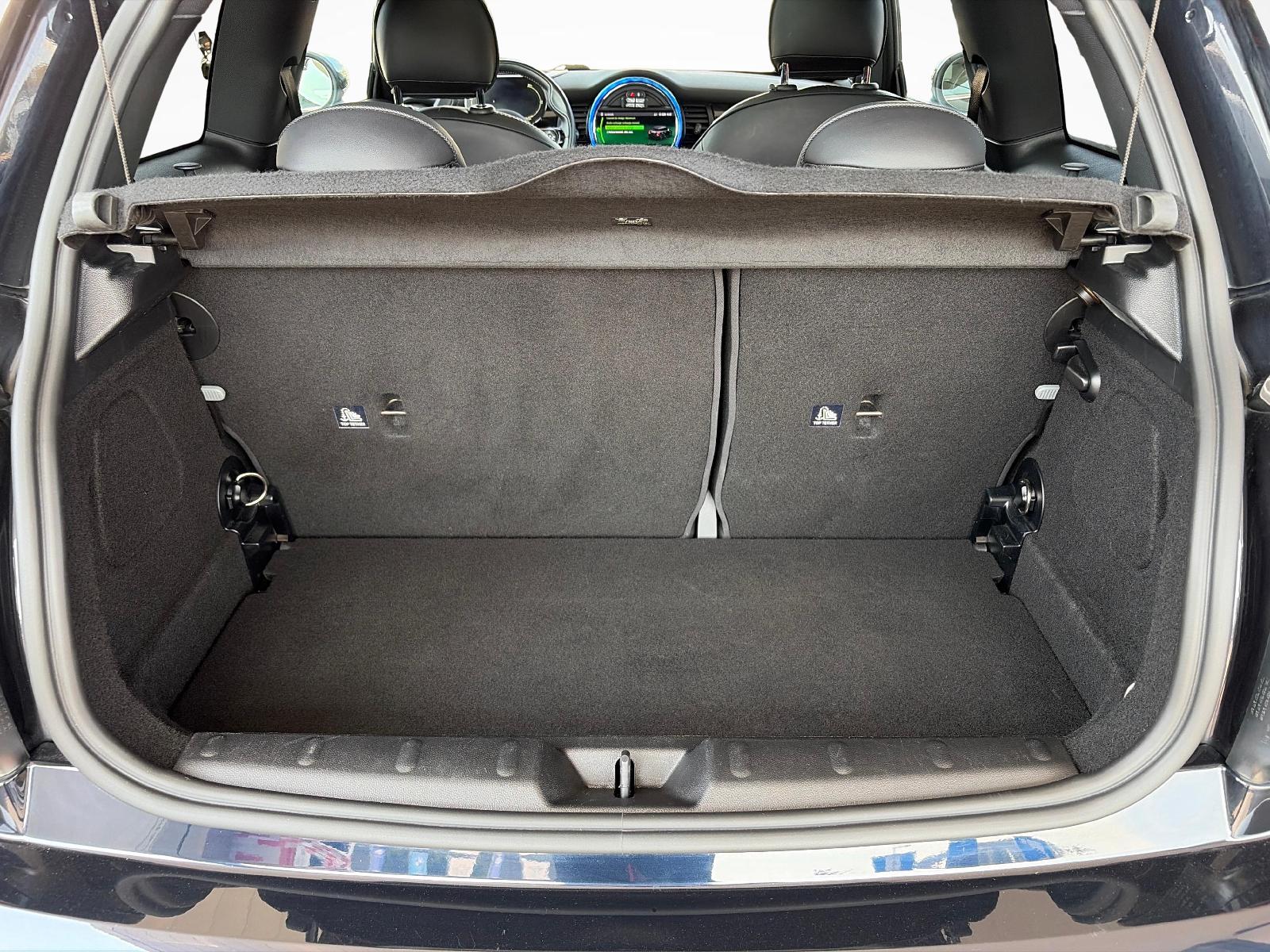 MINI F56 Cooper SE-image-23