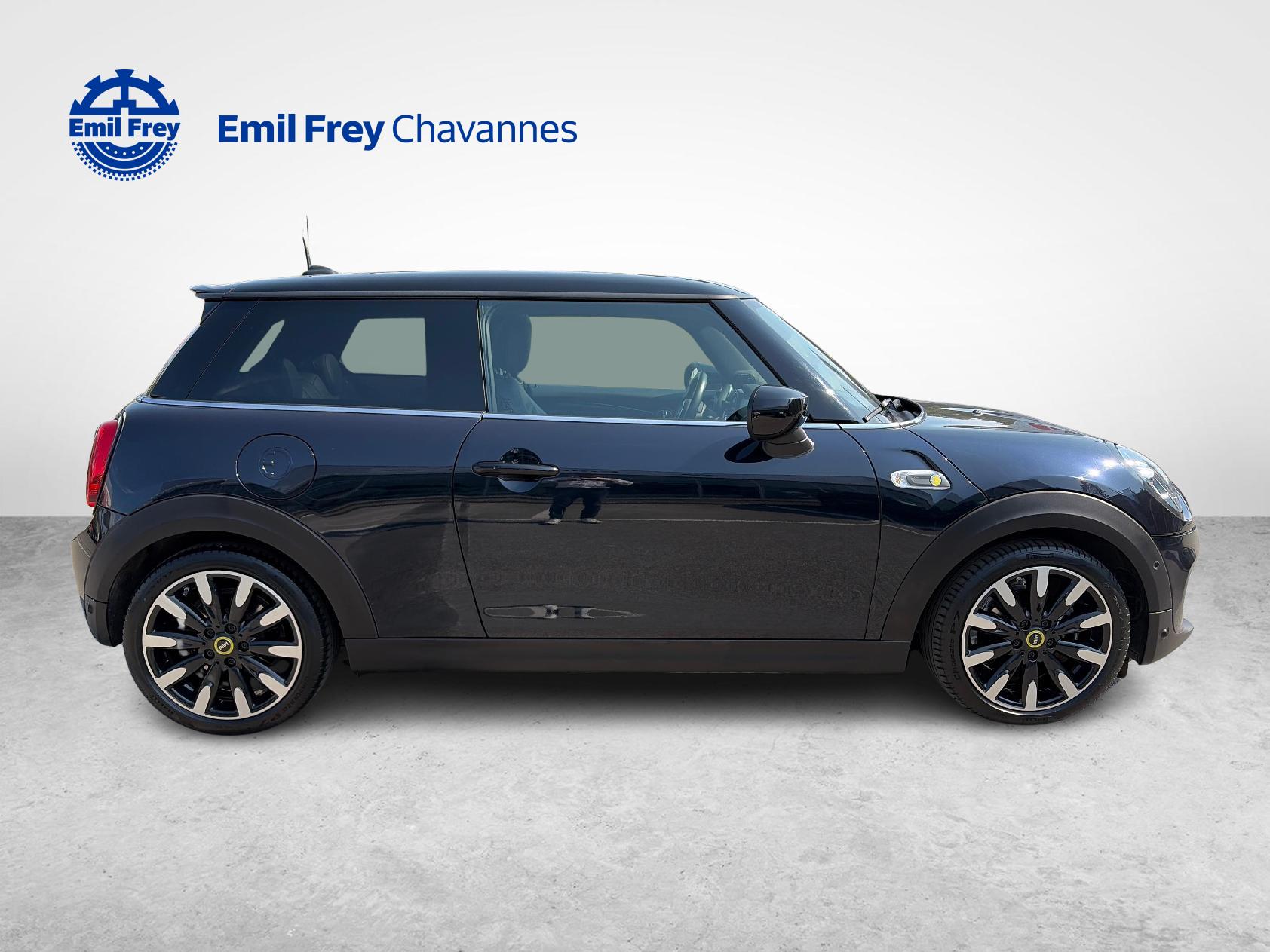 MINI F56 Cooper SE-image-11